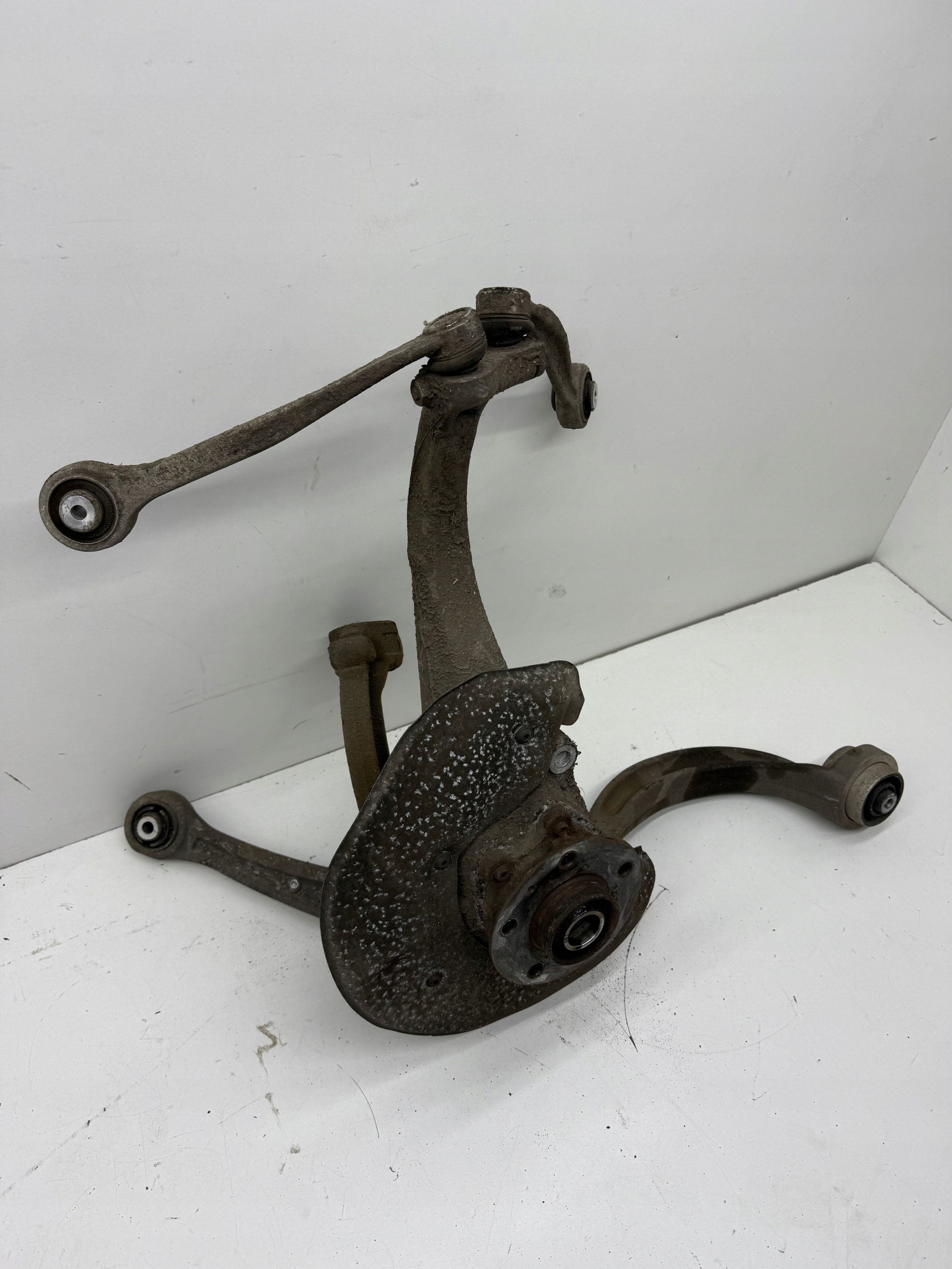 AUDI A6 A7 C7 swing left front arm of the arm complete