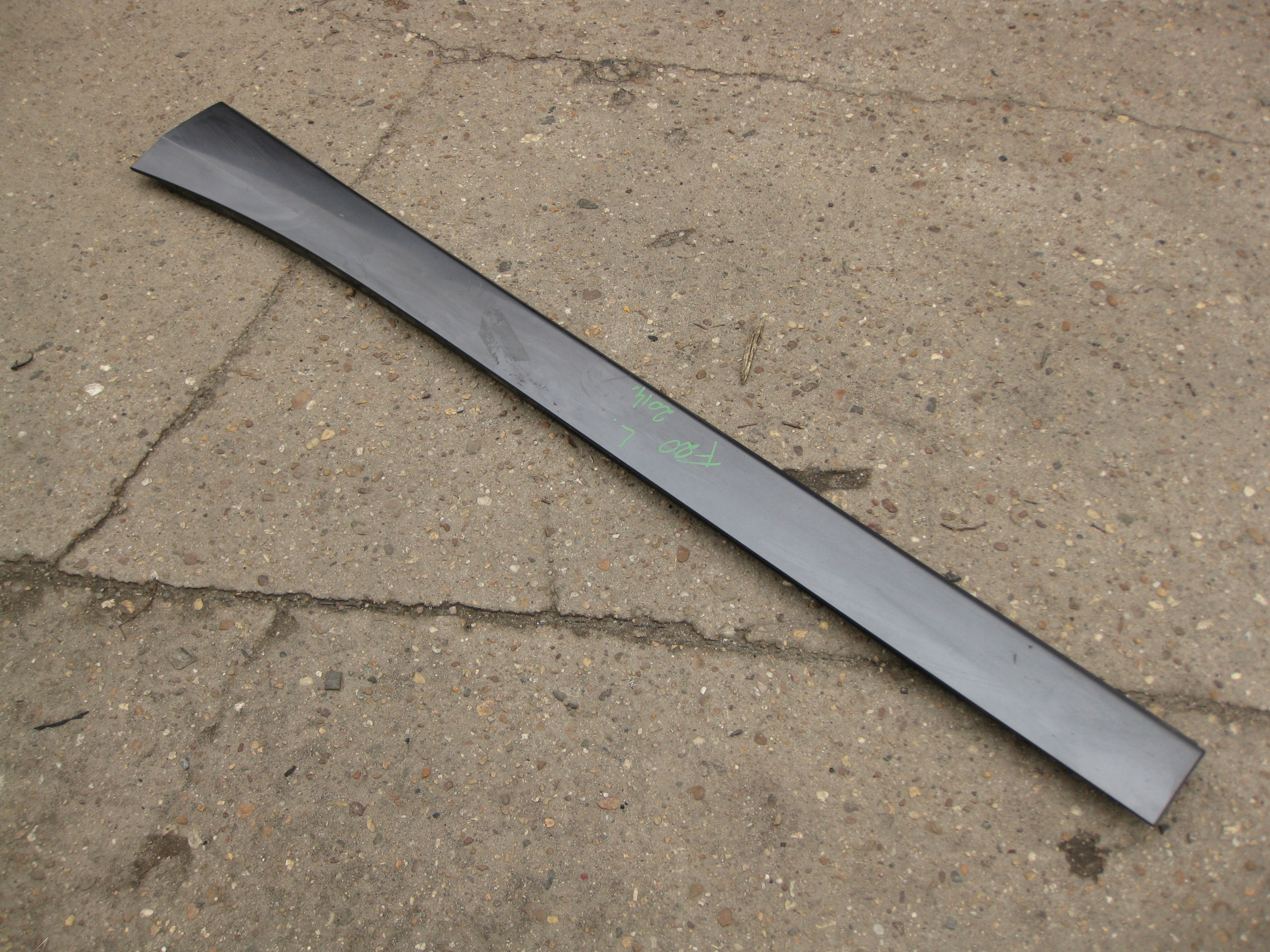 BMW F20 1.6i 14R moulding cap threshold left 7287827