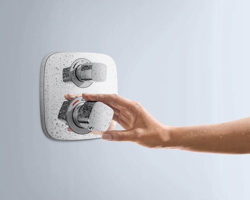 Hansgrohe Logis Ecostat E iBox + Square + wylewka Kolor chrom