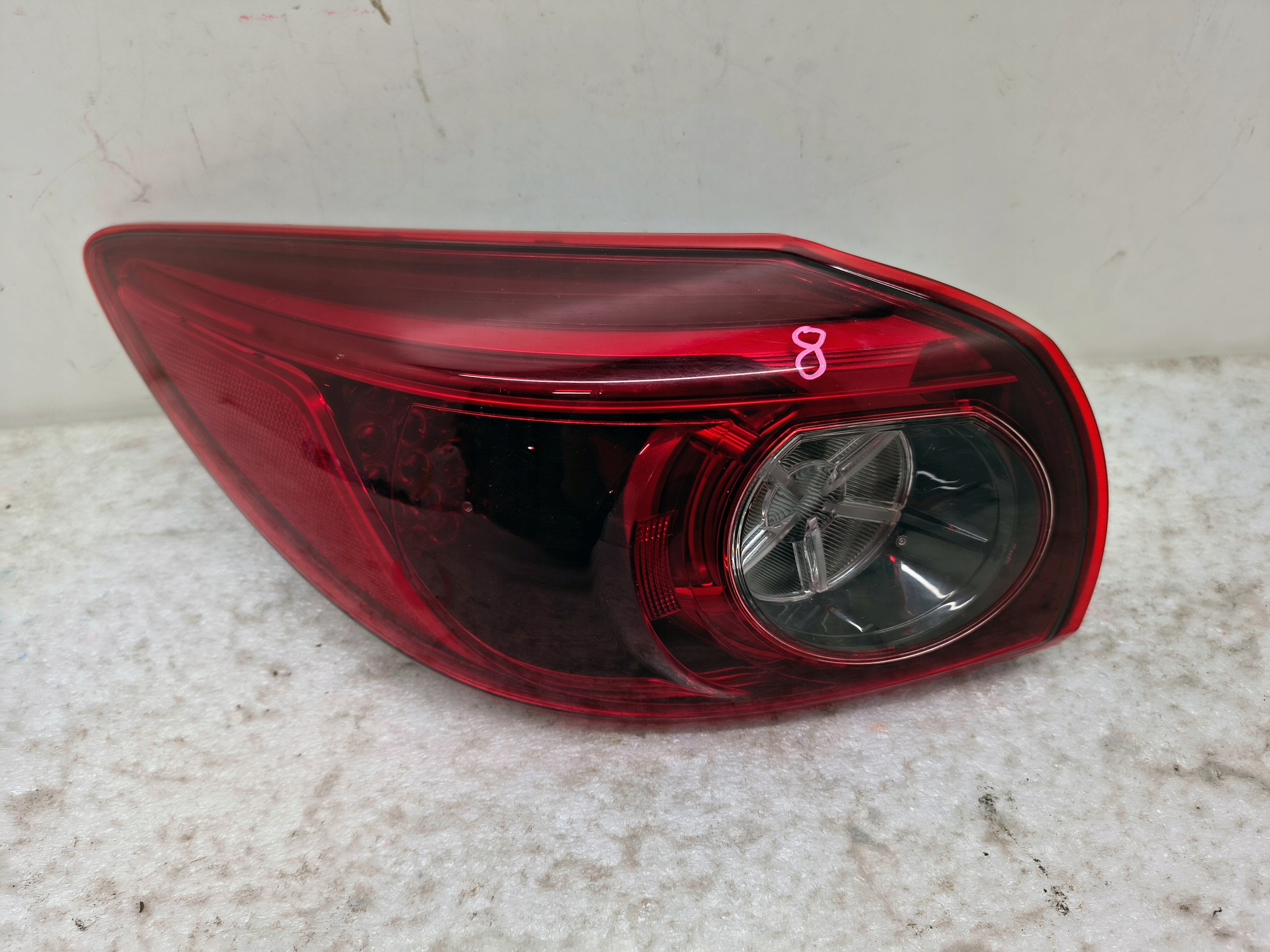 MAZDA 3 BM LIFT HB LAMPA TYLNA LEWA TYŁ B45D-51160