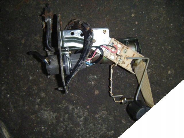 TOYOTA COROLLA E11 1,3 POMPA PALIWA PŁYWAK