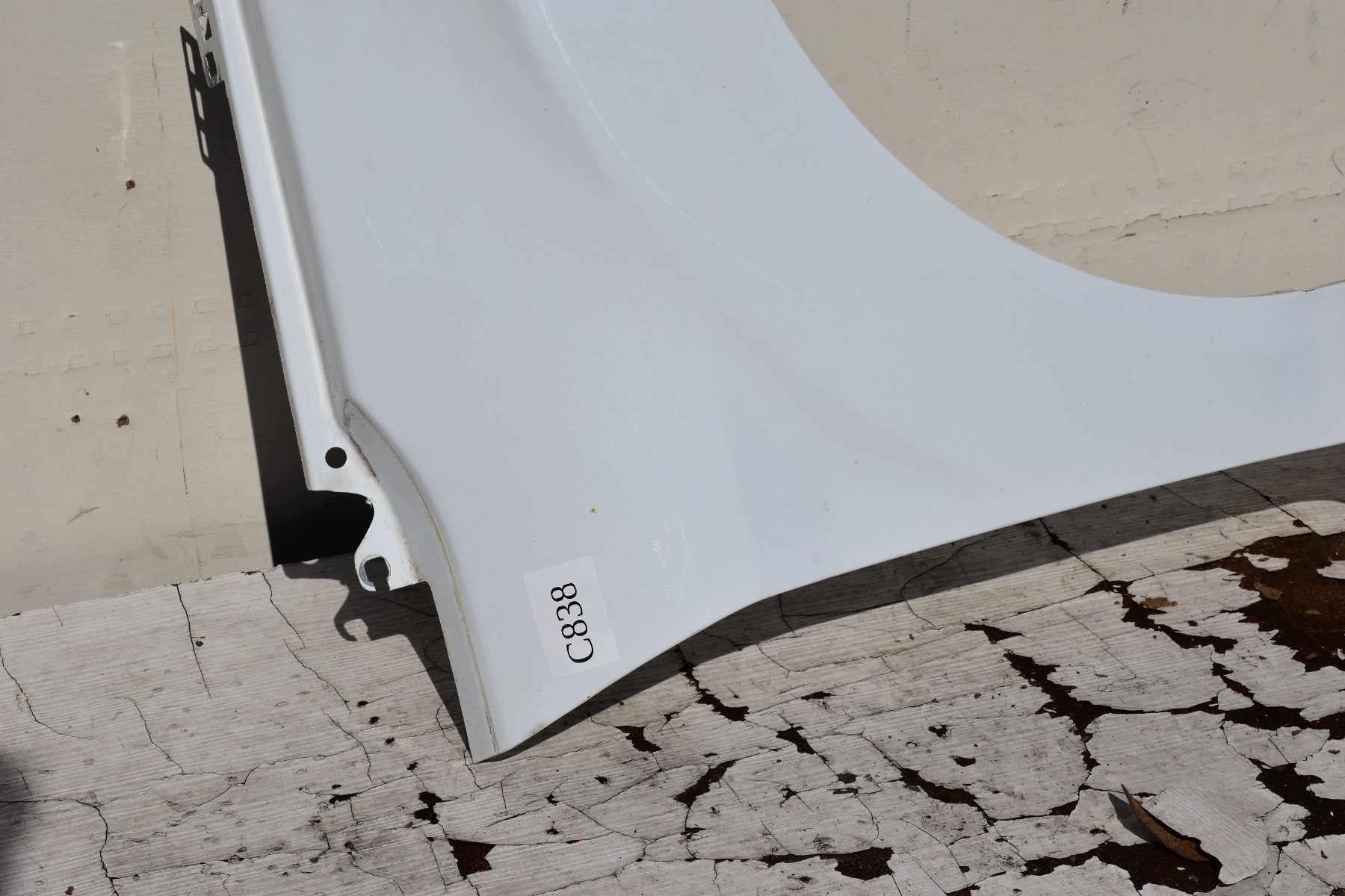 fender right front FORD FIESTA MK7 Polift 2012-2017 code: Frozen White