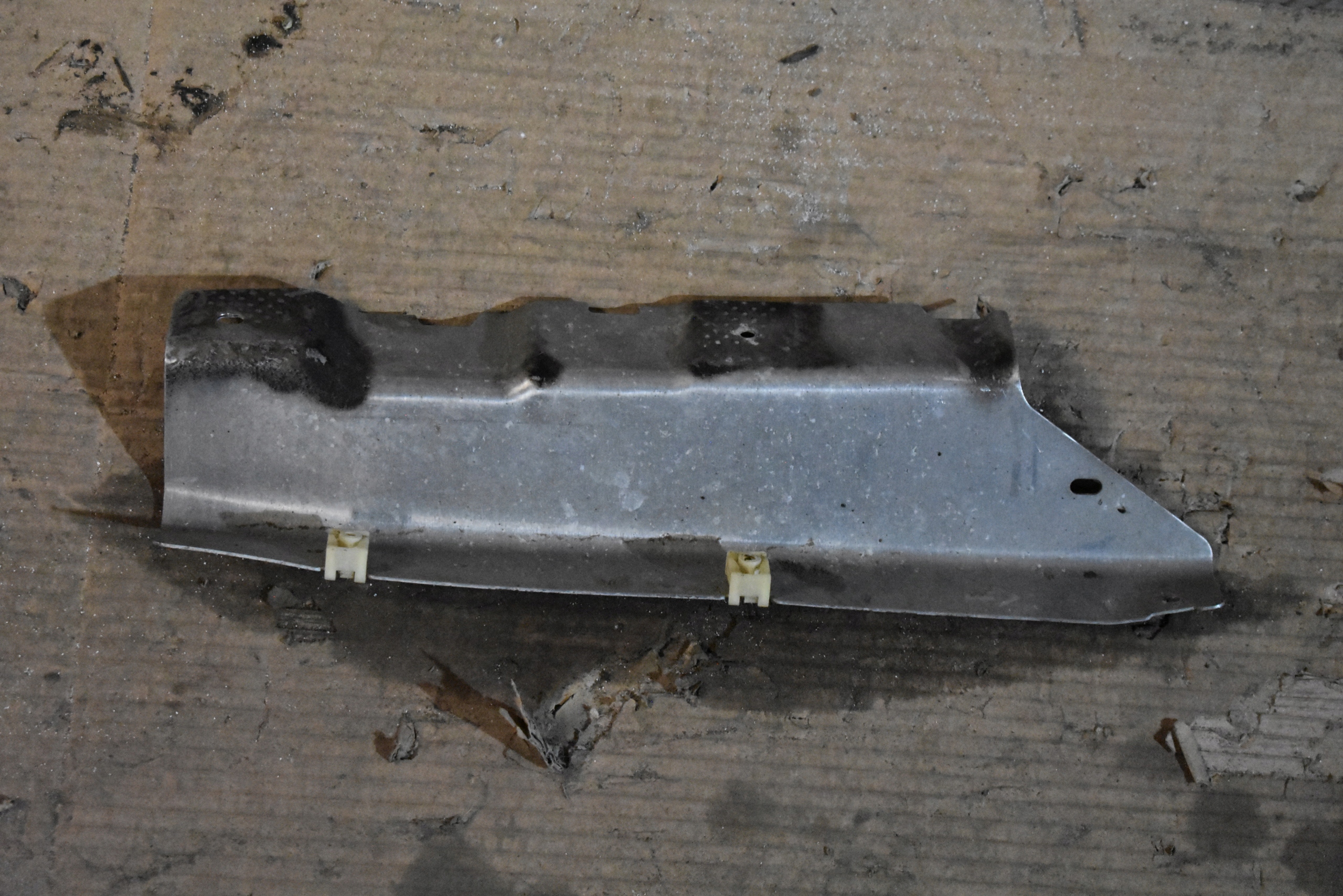 IDEALNA BLENDE ABDECKUNG TERMICZNA BMW G05 G06 G07 1
