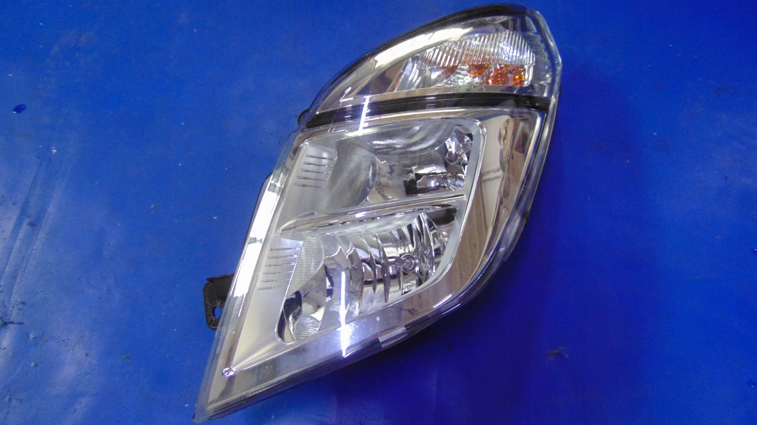 light left front EU RENAULT MASTER III OPEL MOVANO B NISSAN NV400
