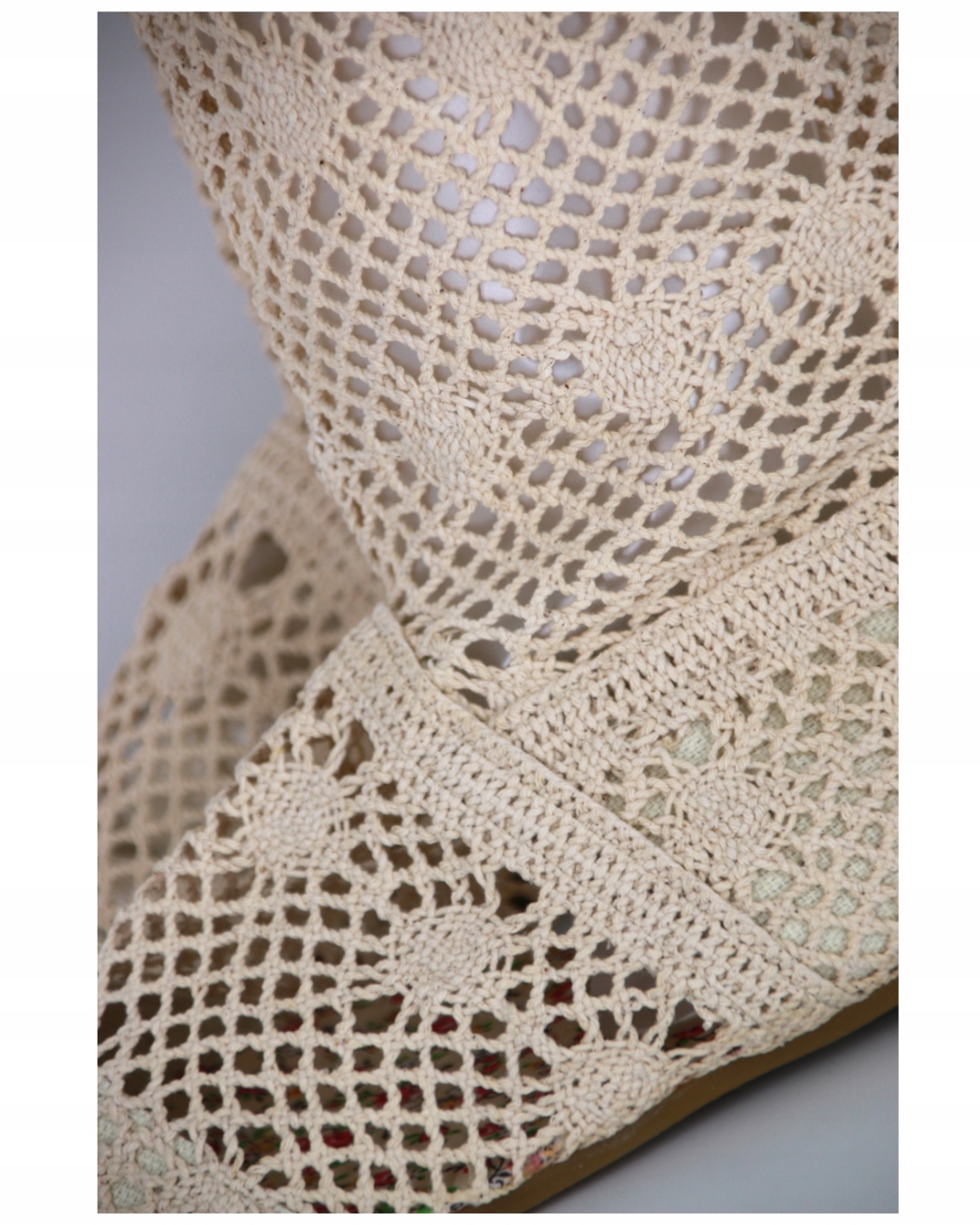 KOZAKI KORONKI BUTY KORONKOWE AŻUROWE BEŻOWE LETNIE PRZEWIEWNE KOZACZKI 38 Długość wkładki 25 cm