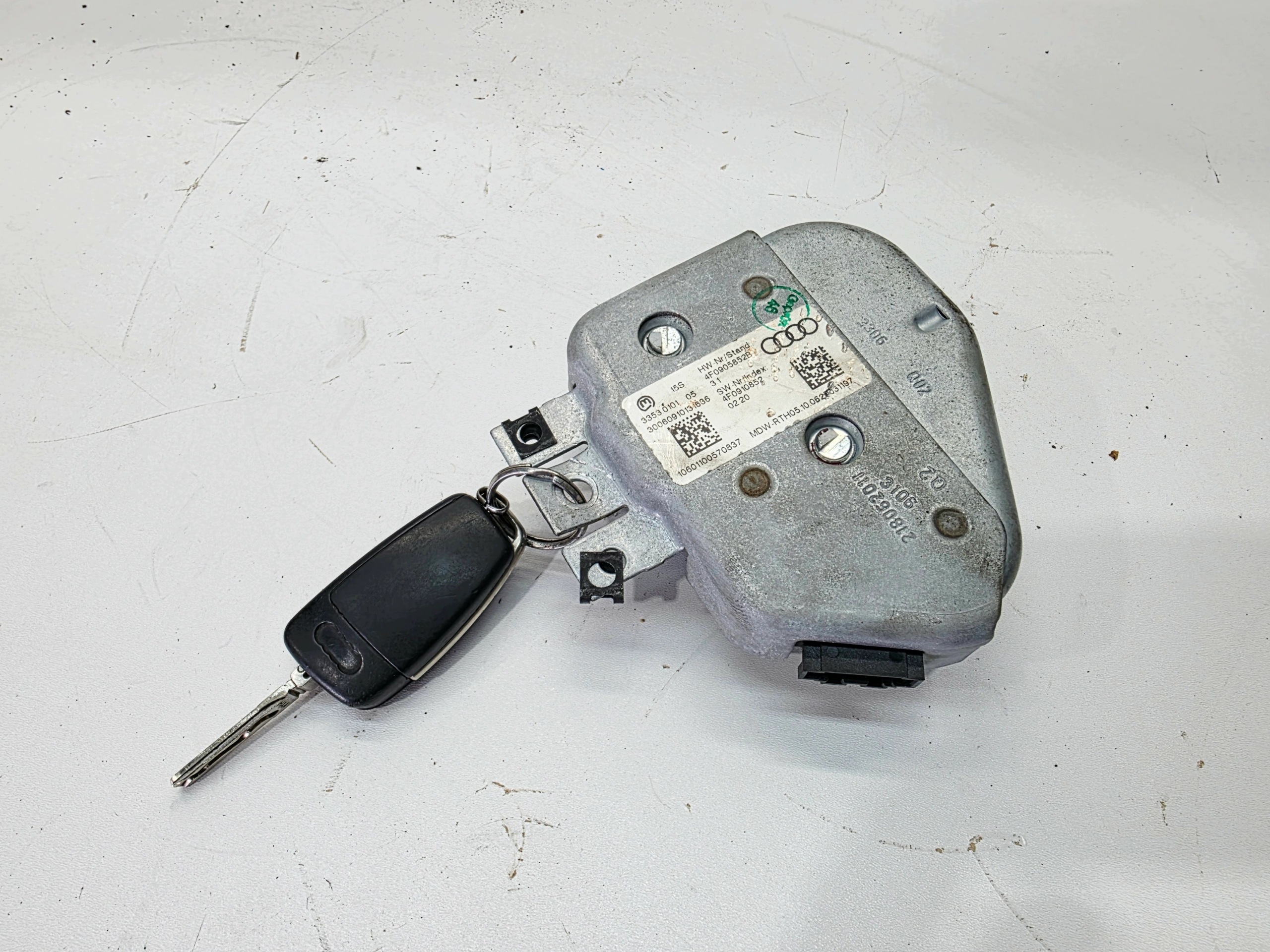 Serrure Volant + Clé AUDI Q7 A6 C6 4F0905852B 4F0837220R