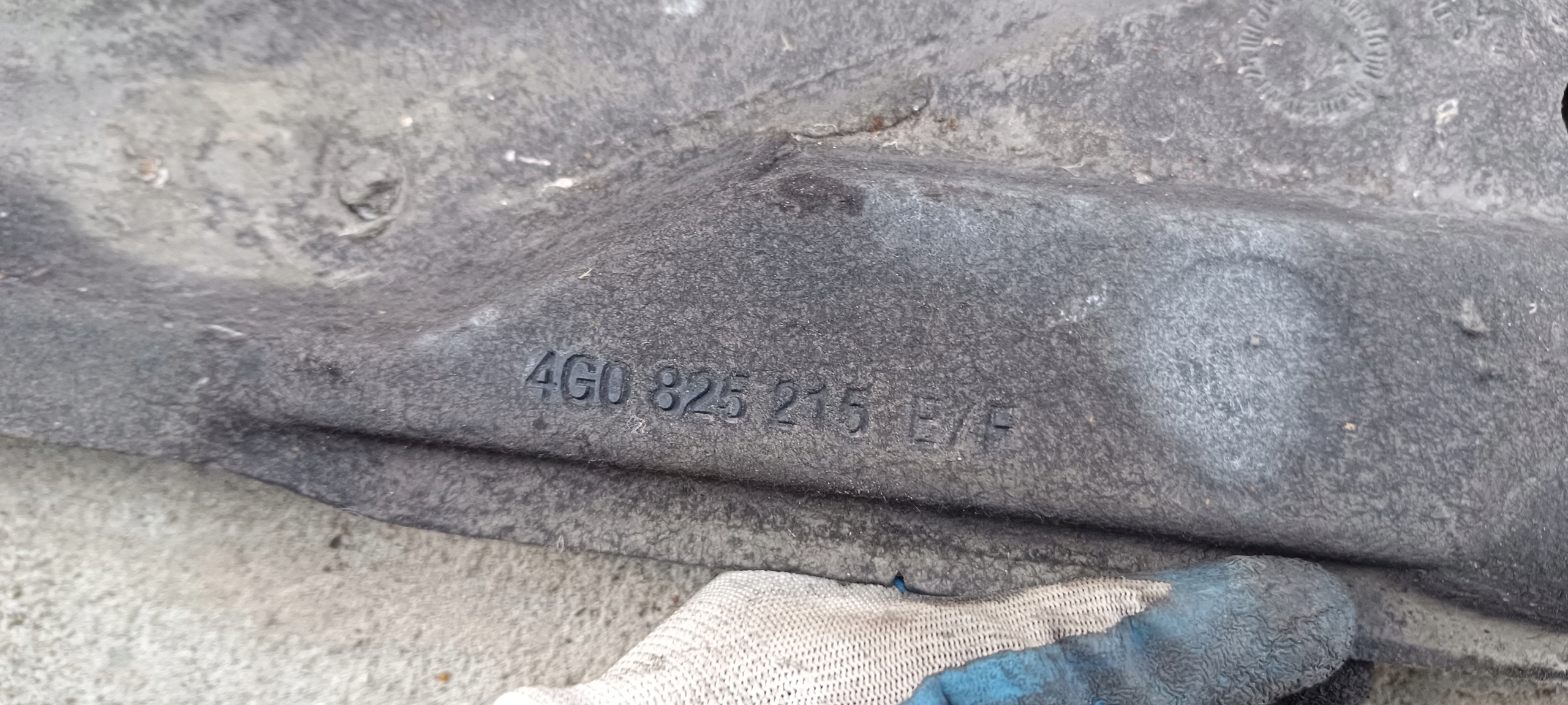 cover chassis Audi A6 C7 4G 4G0825215E