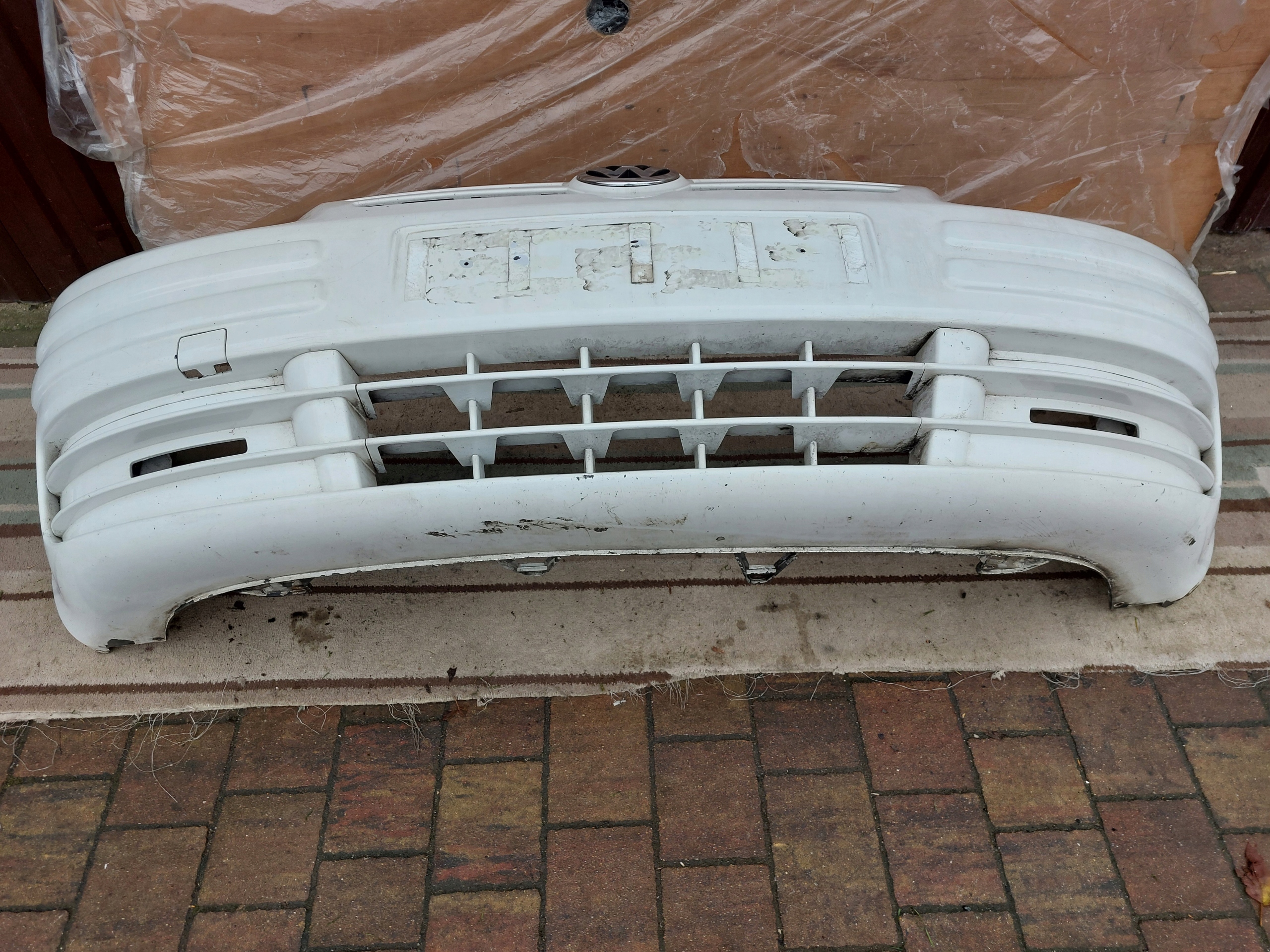 Paraurti anteriore VW CADDY III 09r 2K0807221