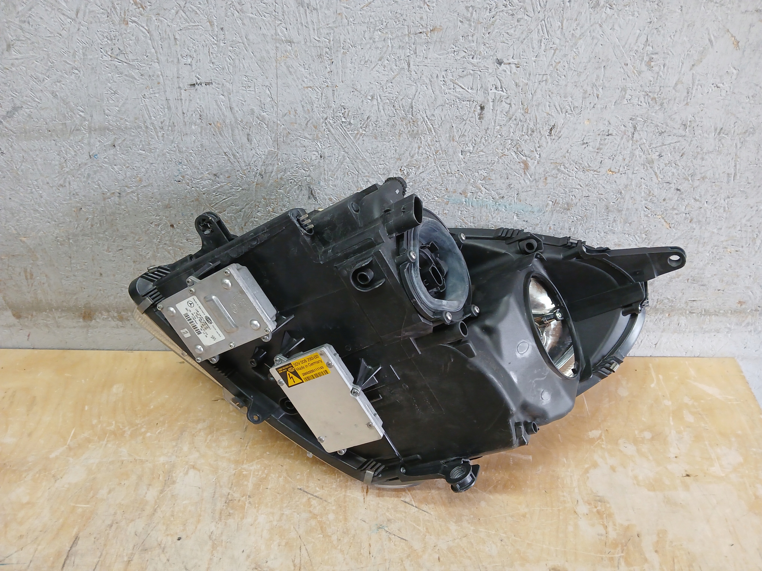 light front right MERCEDES SLK W171 XENON A1718203861