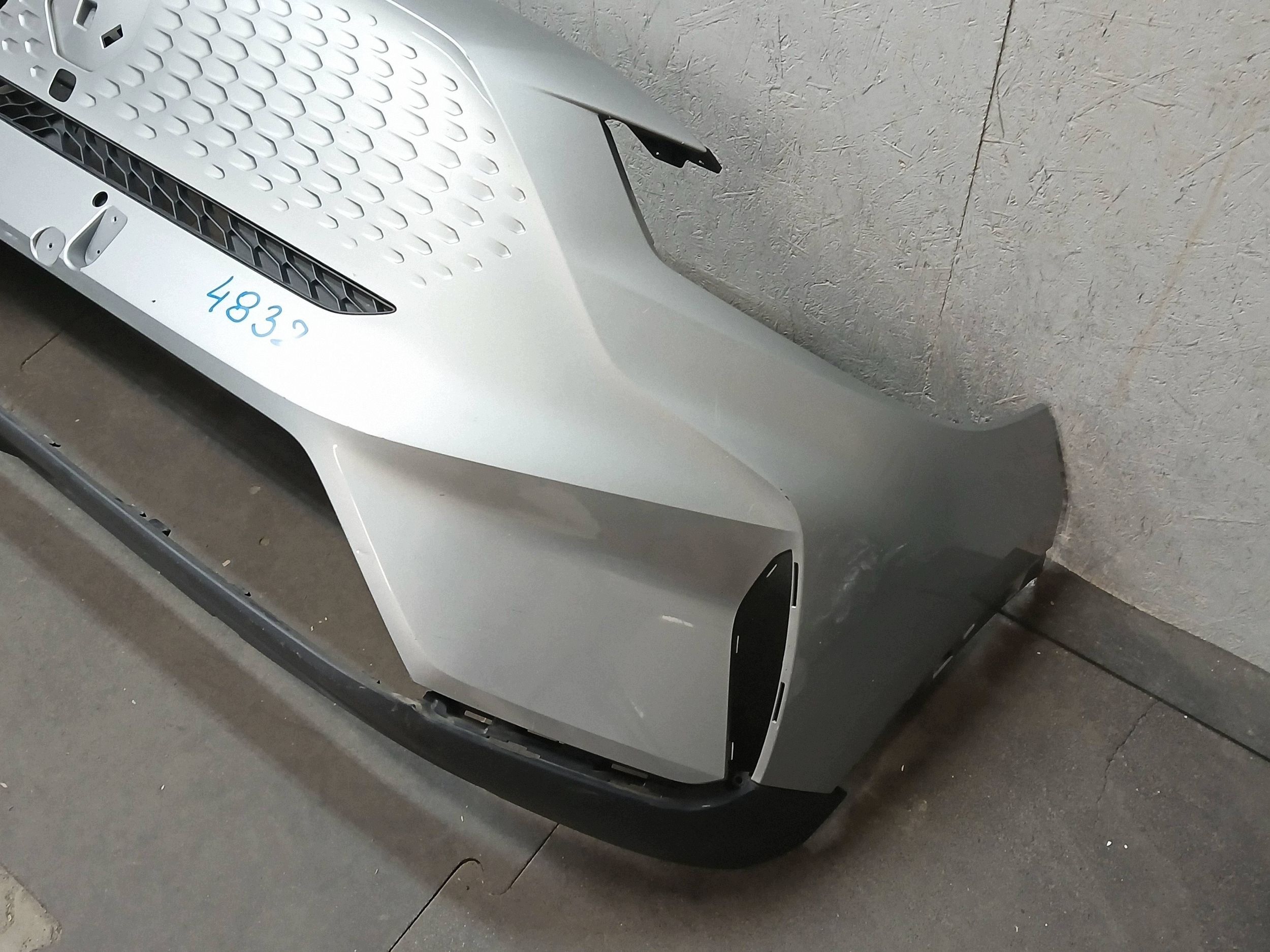 bumper front MG ZS EV LIFT