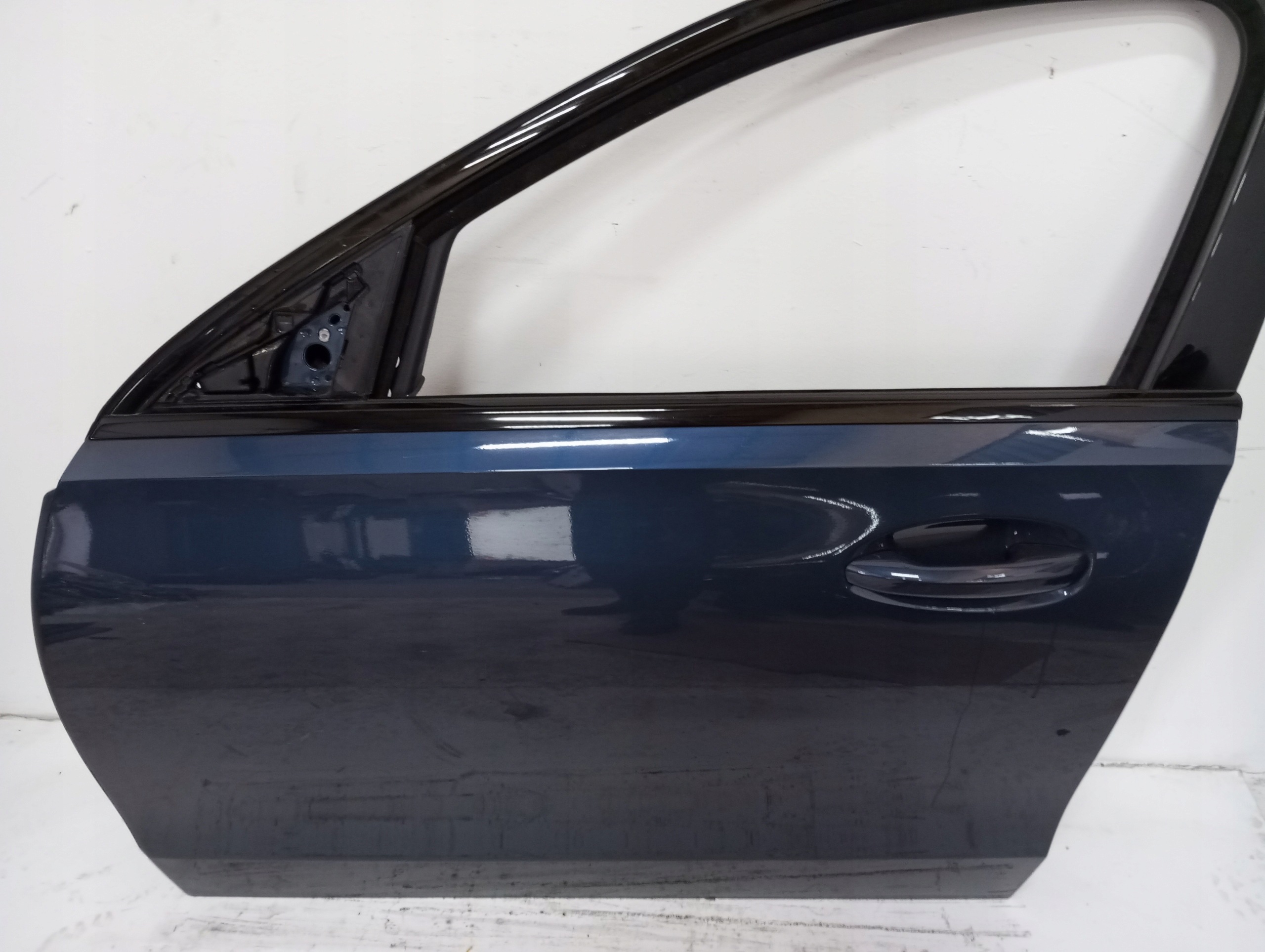 DZRWI left front MERCEDES C KLASA W 206 2024 ROK