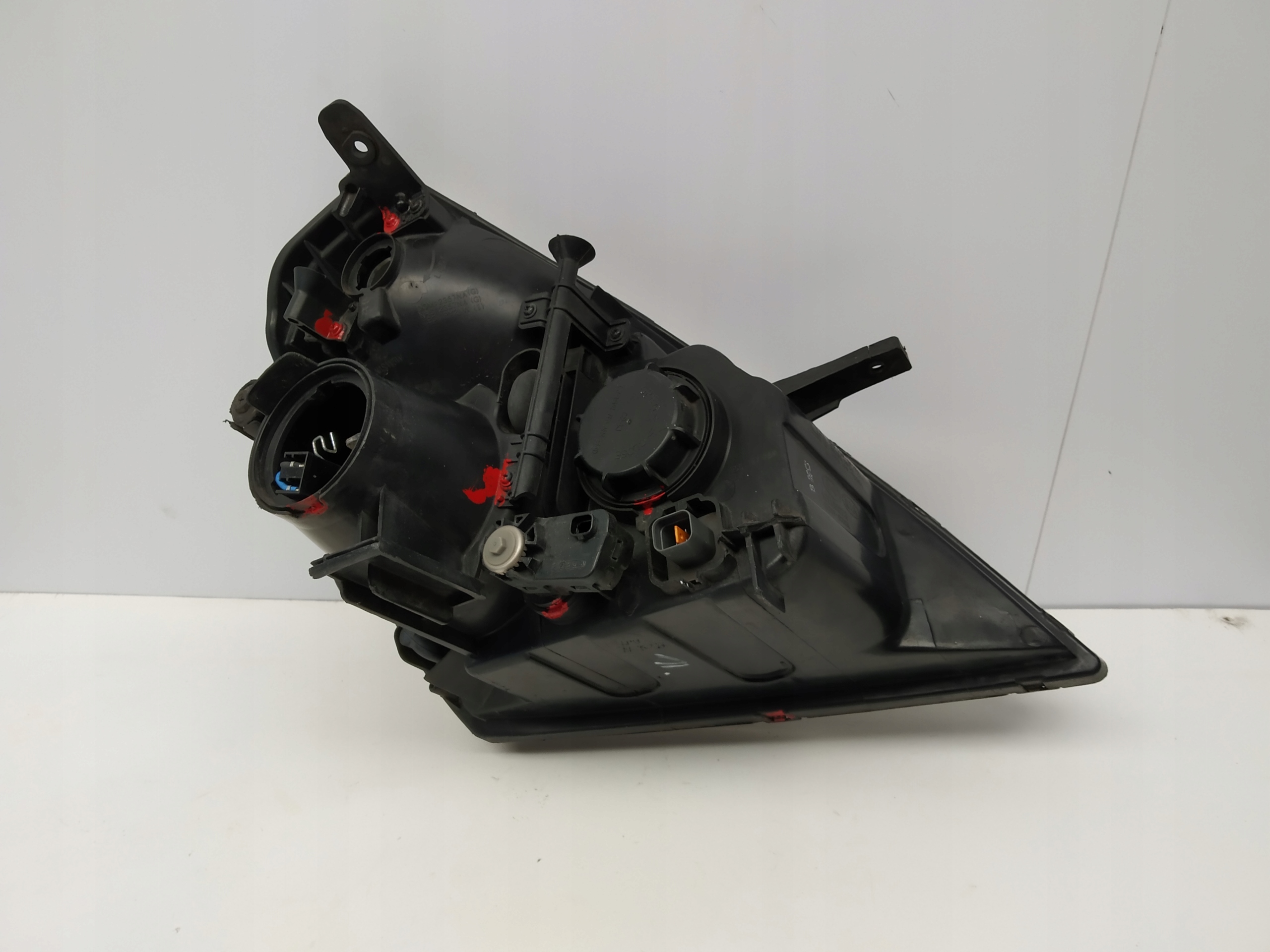 2005-2010r Kia Carnival II reflektor light front left zwykly original