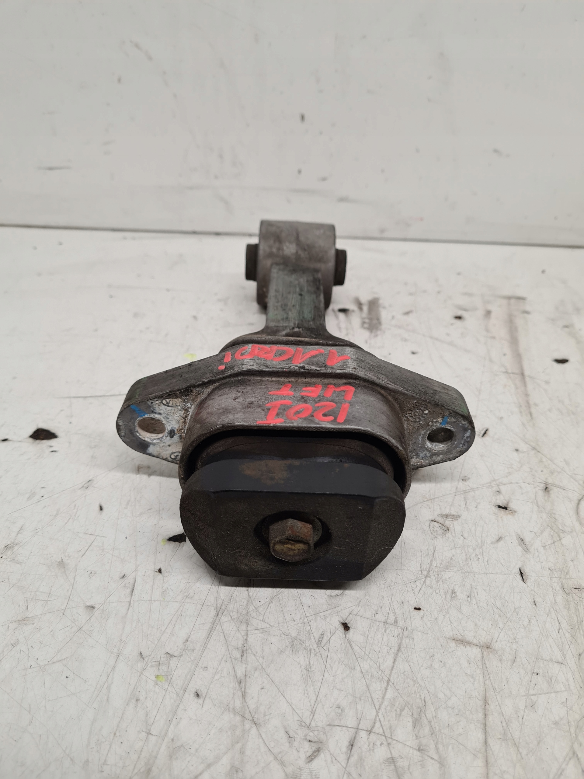 HYUNDAI I20 LIFT airbag engine mount 1,1CRDI 2012-14R