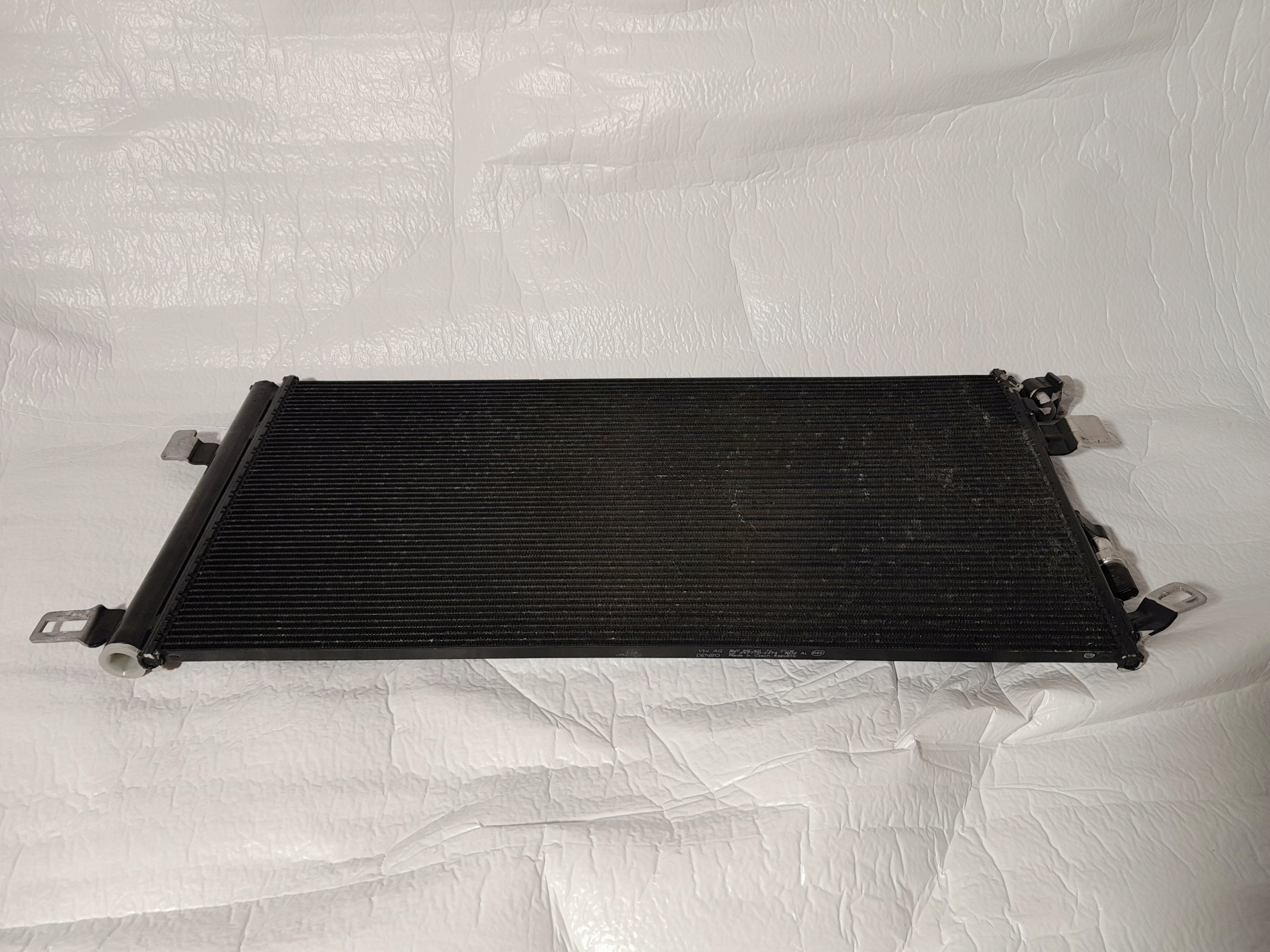 AUDI A4 B9 Radiateur climatisation 8W0816411M