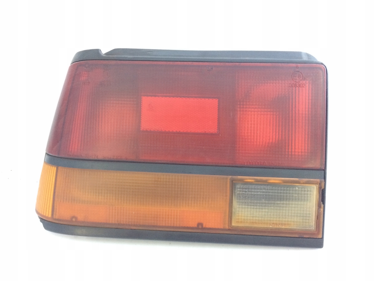 light rear TOYOTA COROLLA left TOYOTA