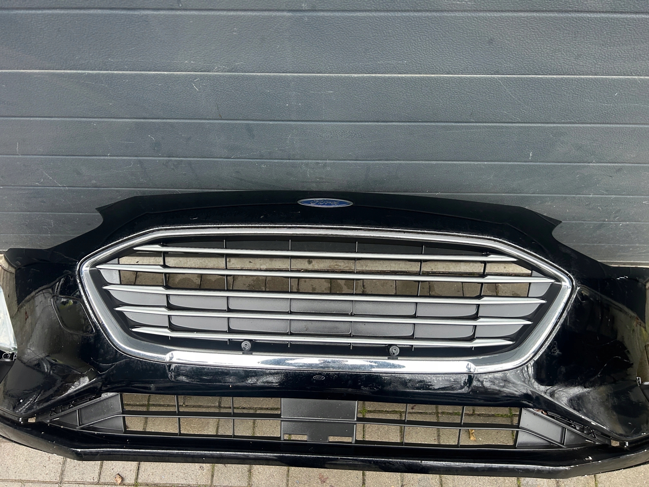 Ford Focus Mk4 Mk-4 18- nárazník předek přední