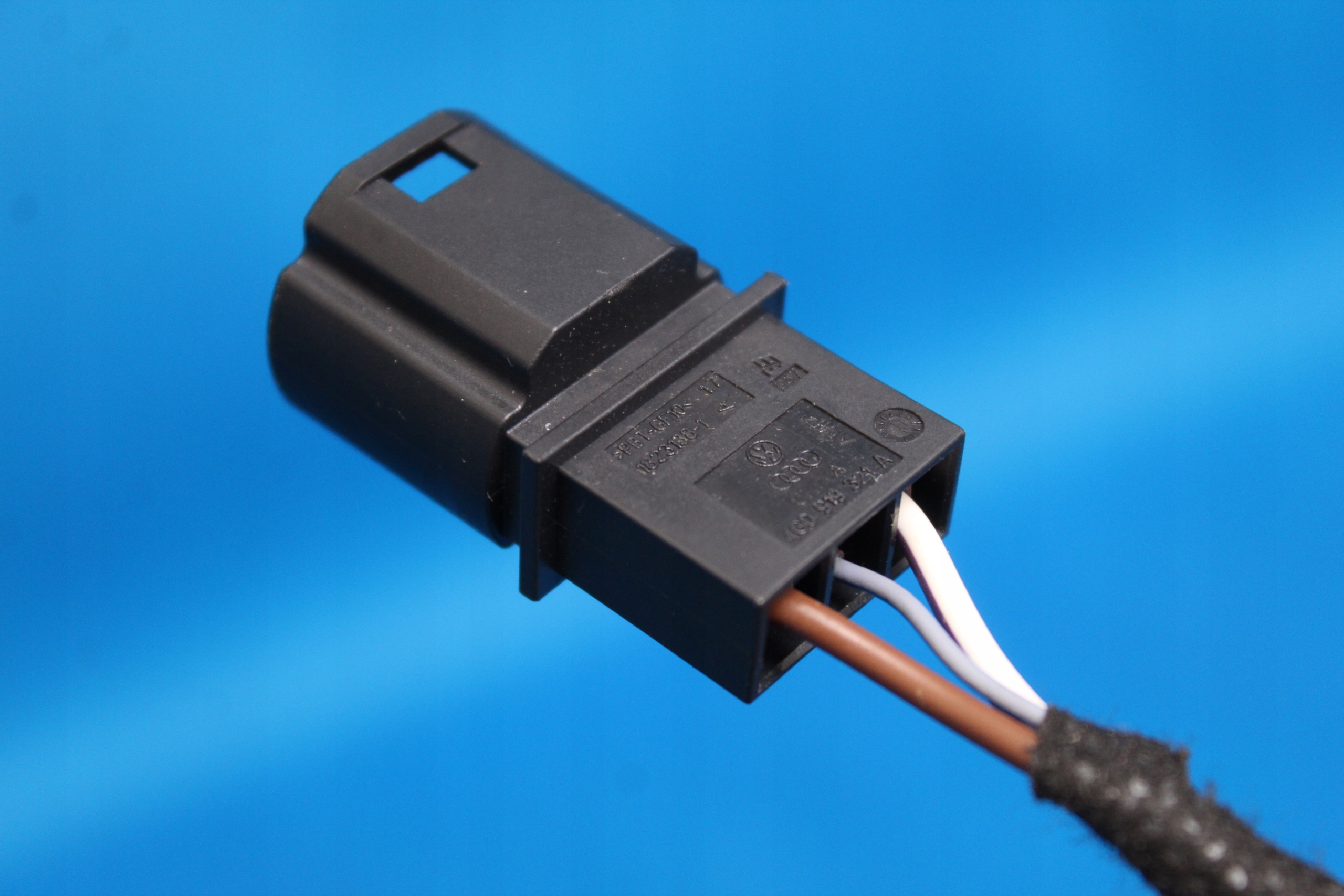 Гнездо 12v Гнездо 12v