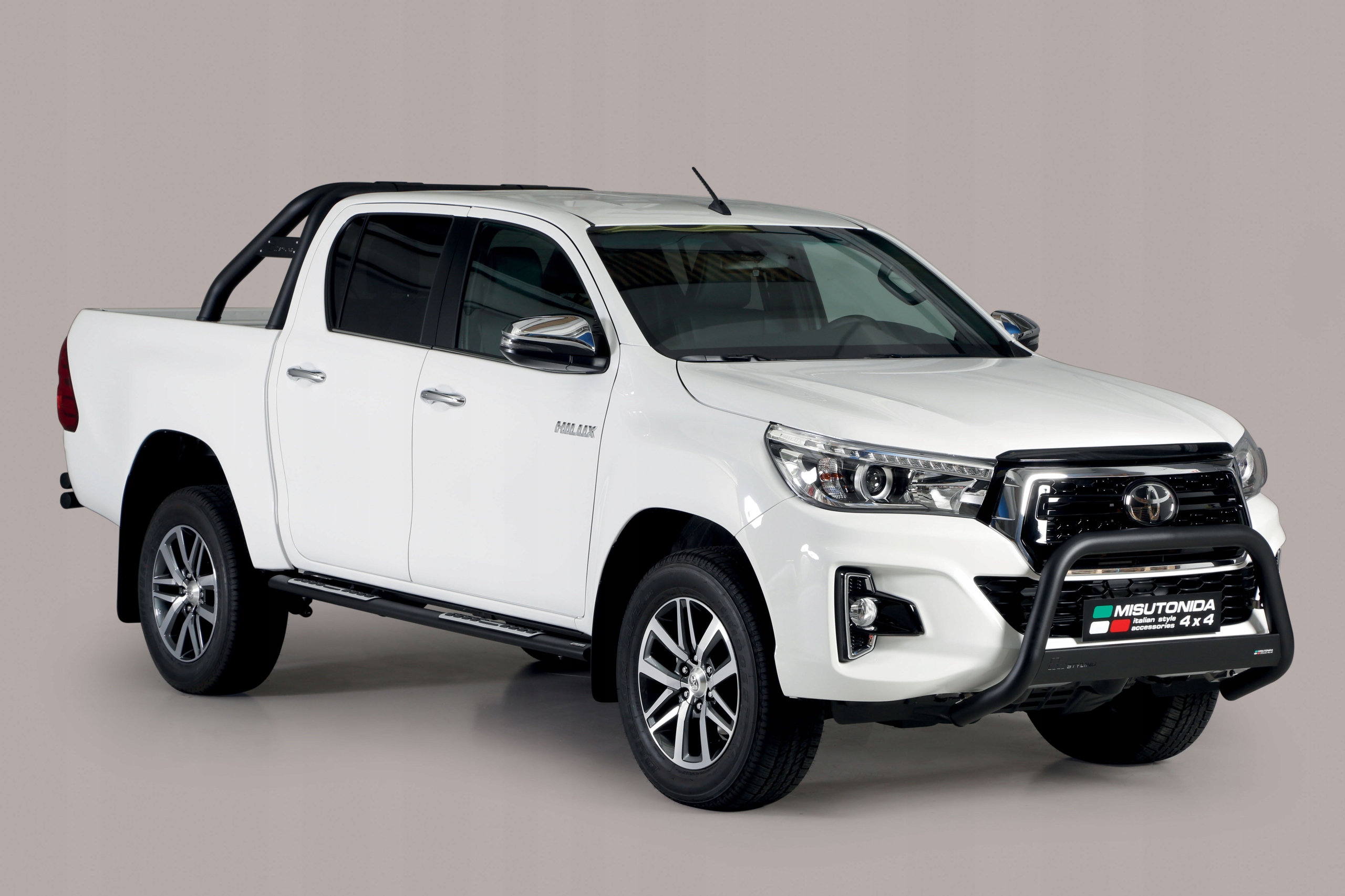 TOYOTA HILUX 2006-2011 ORUROWANIE HOMOLOGACJA EU Producent Misutonida