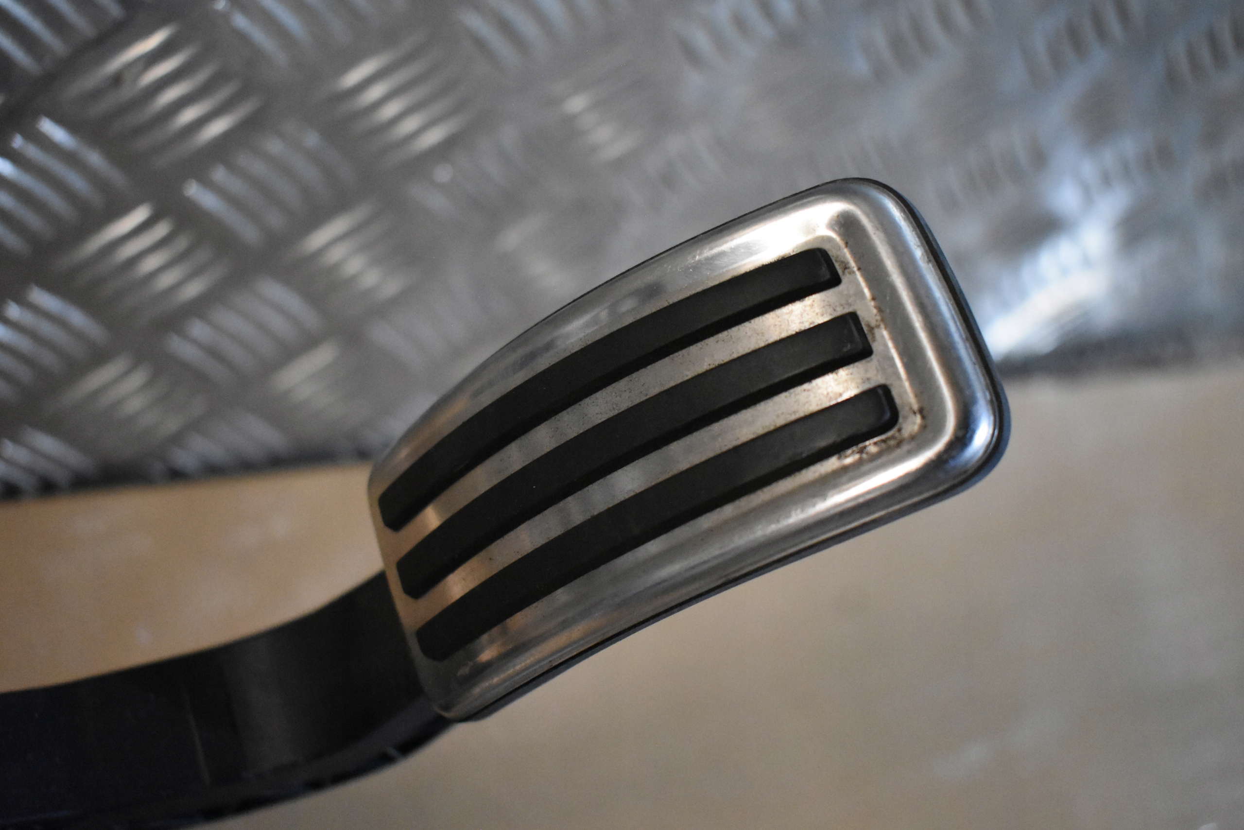 IDEALNY Gaspedal Bremse PORSCHE CAYENNE 9Y 1