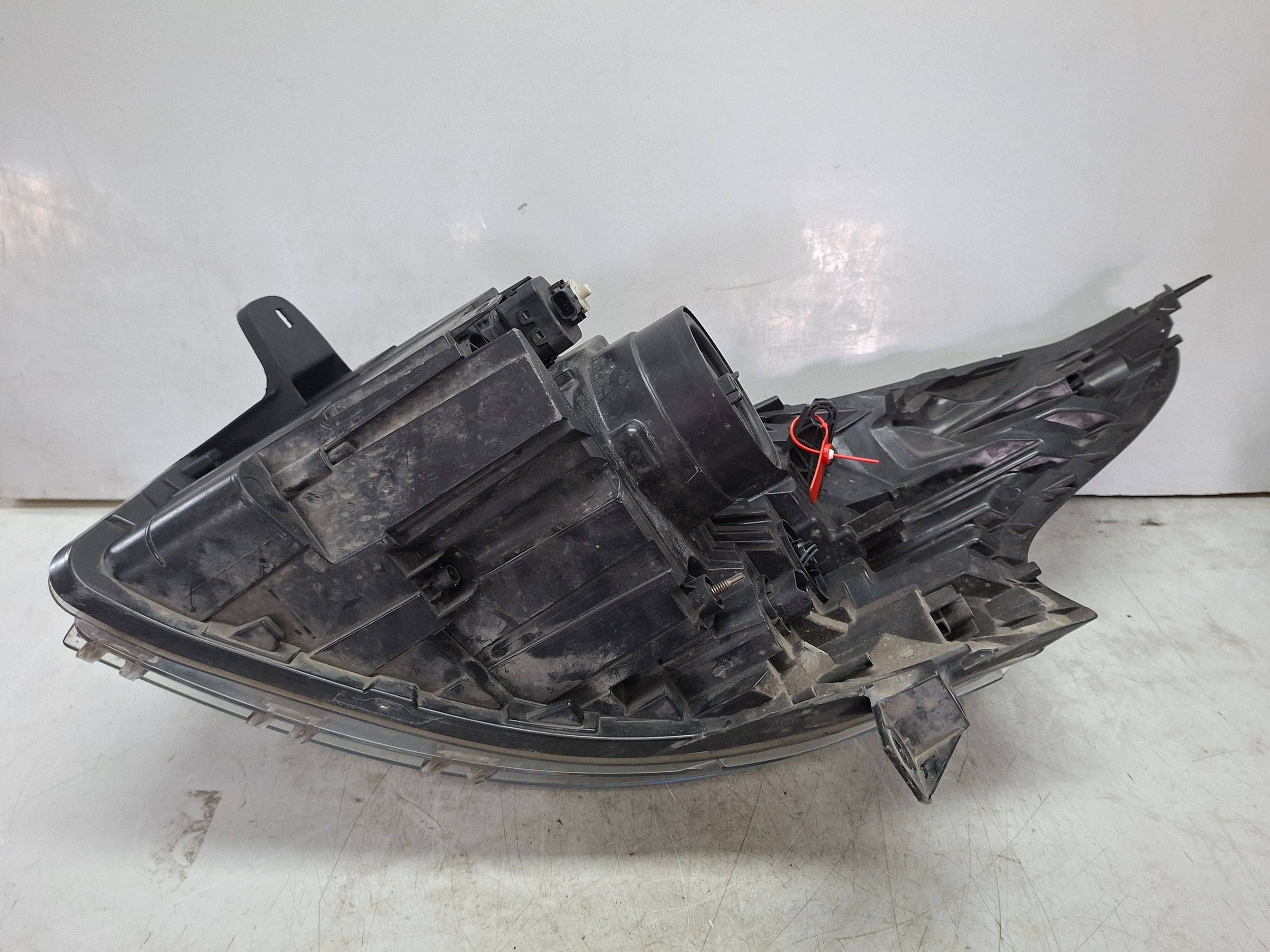 light front right 260109424R RENAULT TRAFIC III 2014
