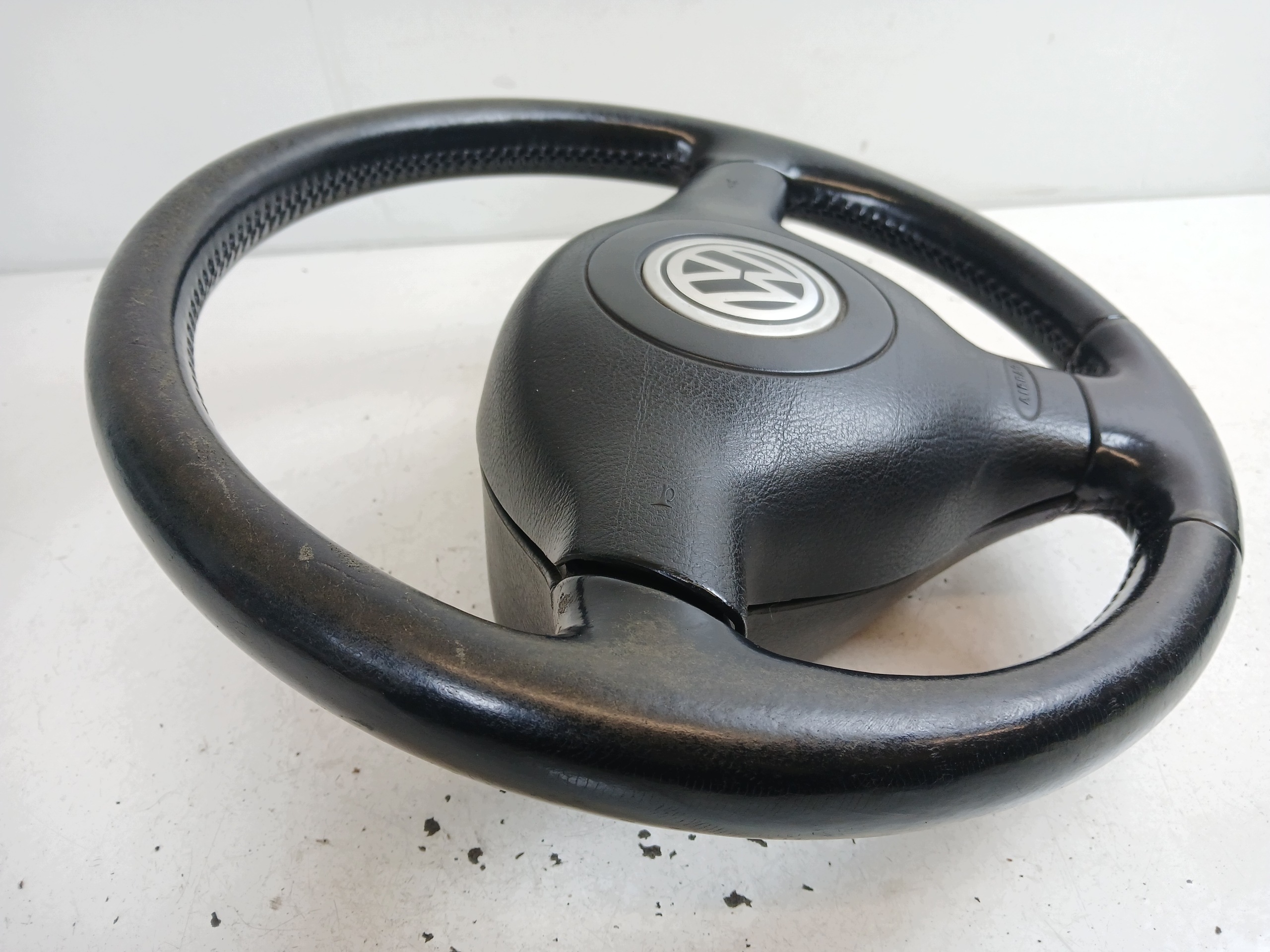 VW PASSAT B5 VW GOLF IV BORA steering wheel, leather leather DO trim