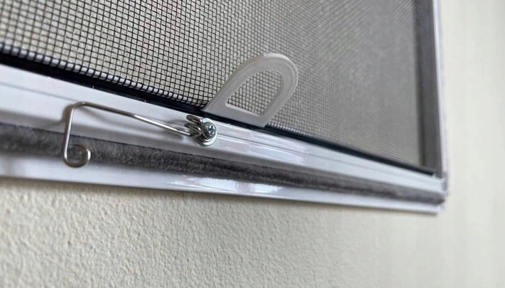 MOSKITIERY OKIENNE RÓŻNE KOLORY NA WYMIAR AMIDEX Rodzaj do okna