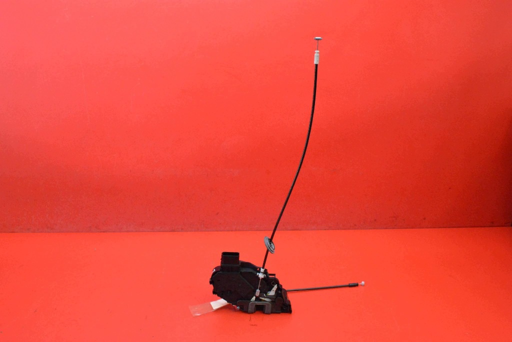 lock door right front EU 6W8A-21812-AB LAND ROVER FREELANDER 2 II L359