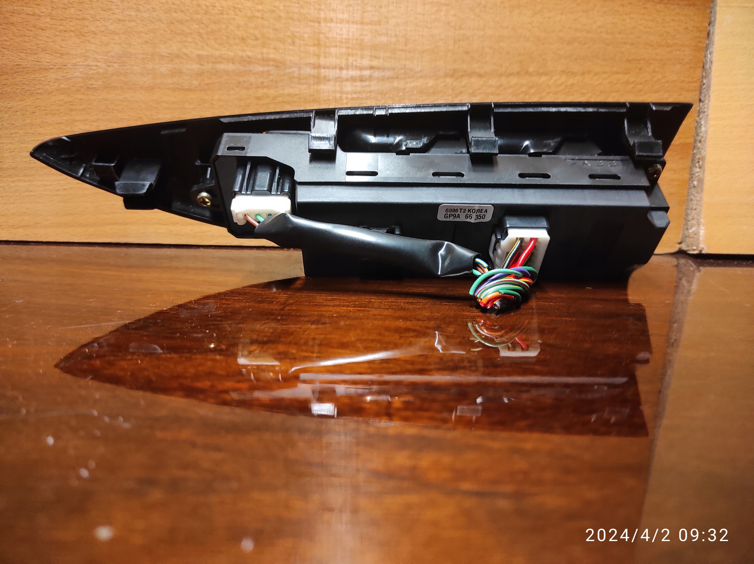 switch windows PANEL left front MAZDA 6 GP9A66350