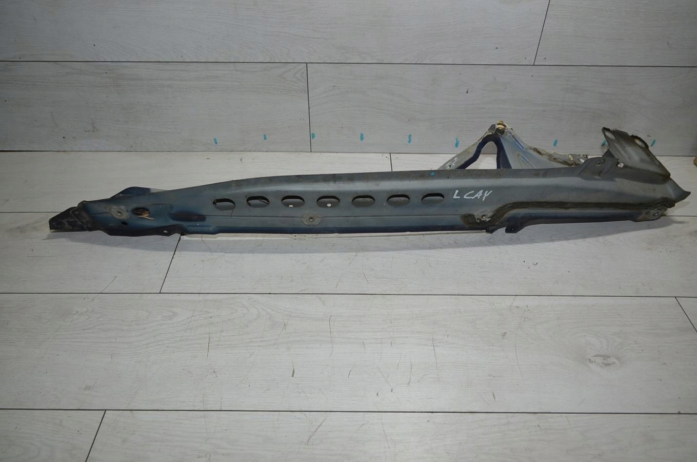 7L5805175A 0 - Лонжерон правий Porsche Cayenne 7L5 04R