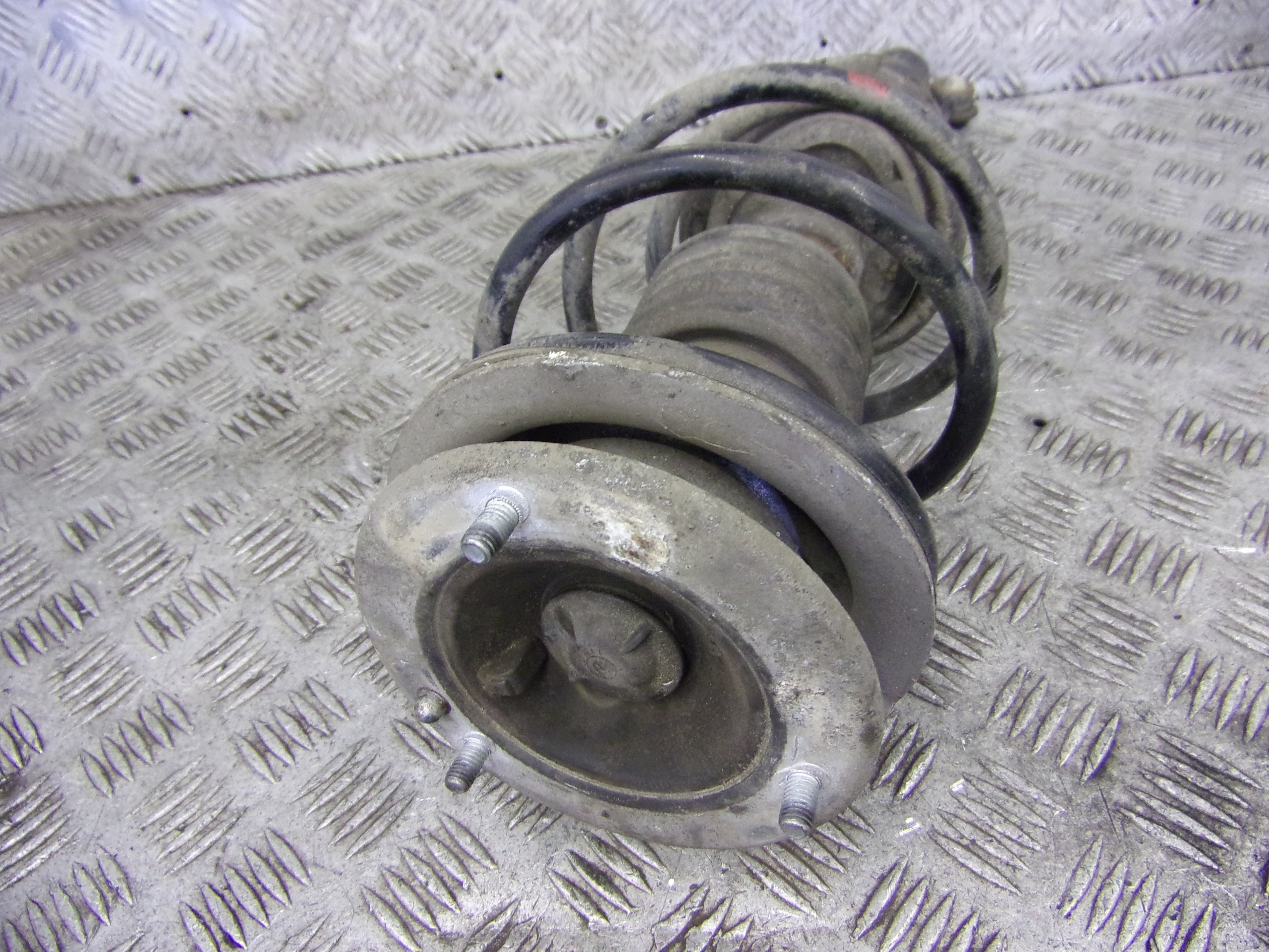 MCPERSON right front front BMW E46 MONROE G16772R