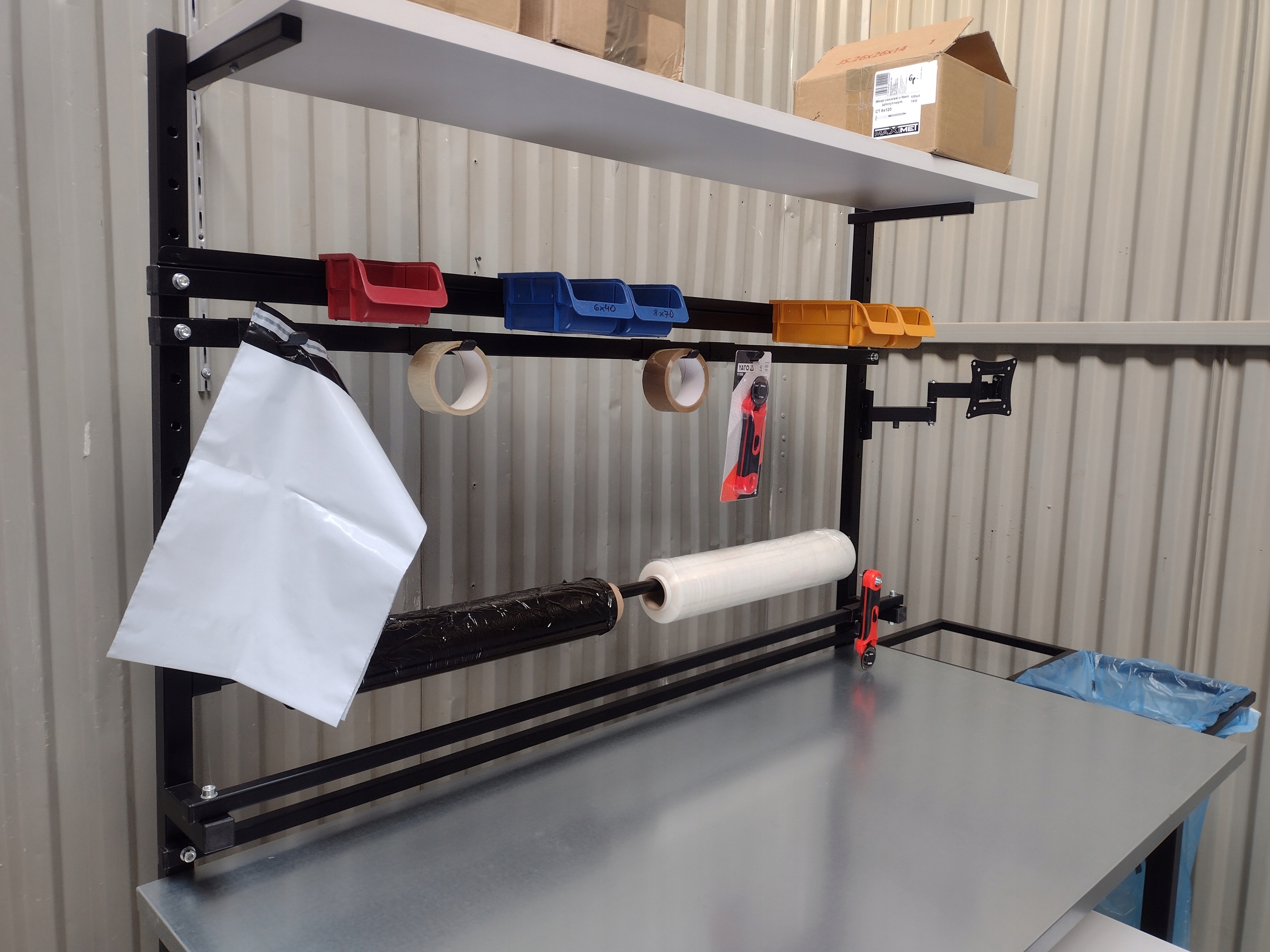 Stół do pakowania 140 x 70 blat stalowy Kod producenta 01