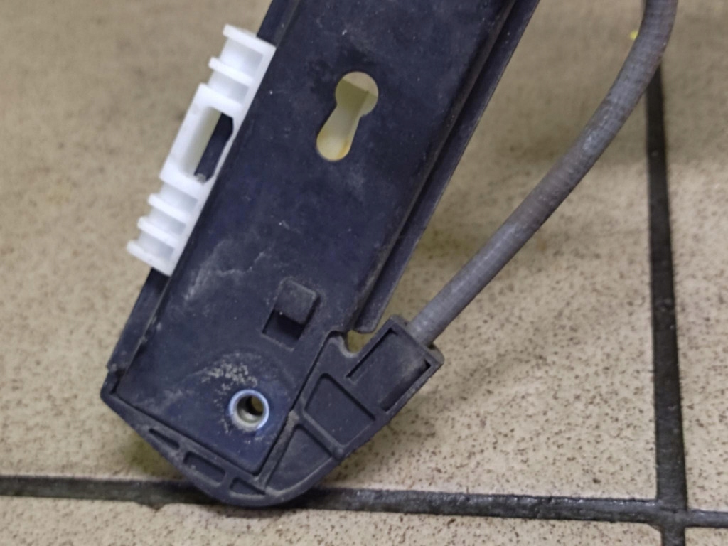 AUDI A4 B6 window regulator right front 8E0837630