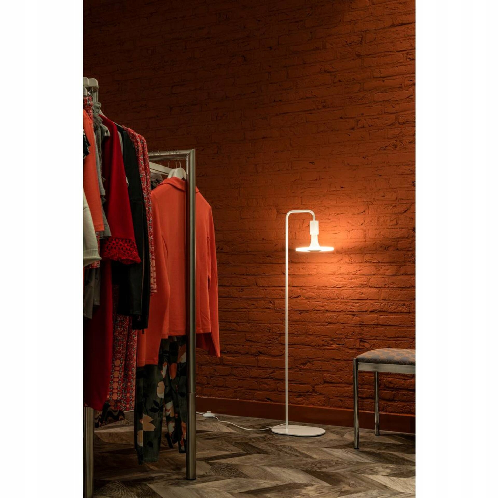 Slv Big White Fitu Wl vnútorné stojacie svietidlo, E27, biela, max. 24W 1002145