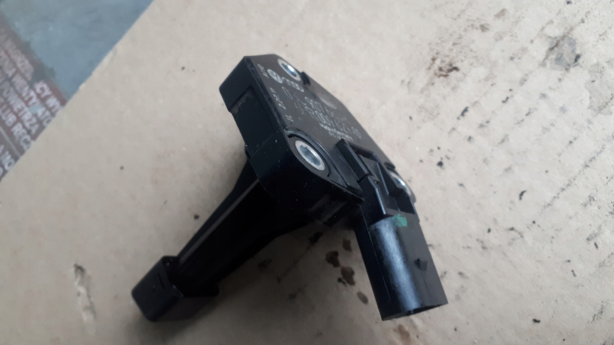 S4 B8 sensor oil 3.0 TFSI S5 SQ5 A6 C7 A7