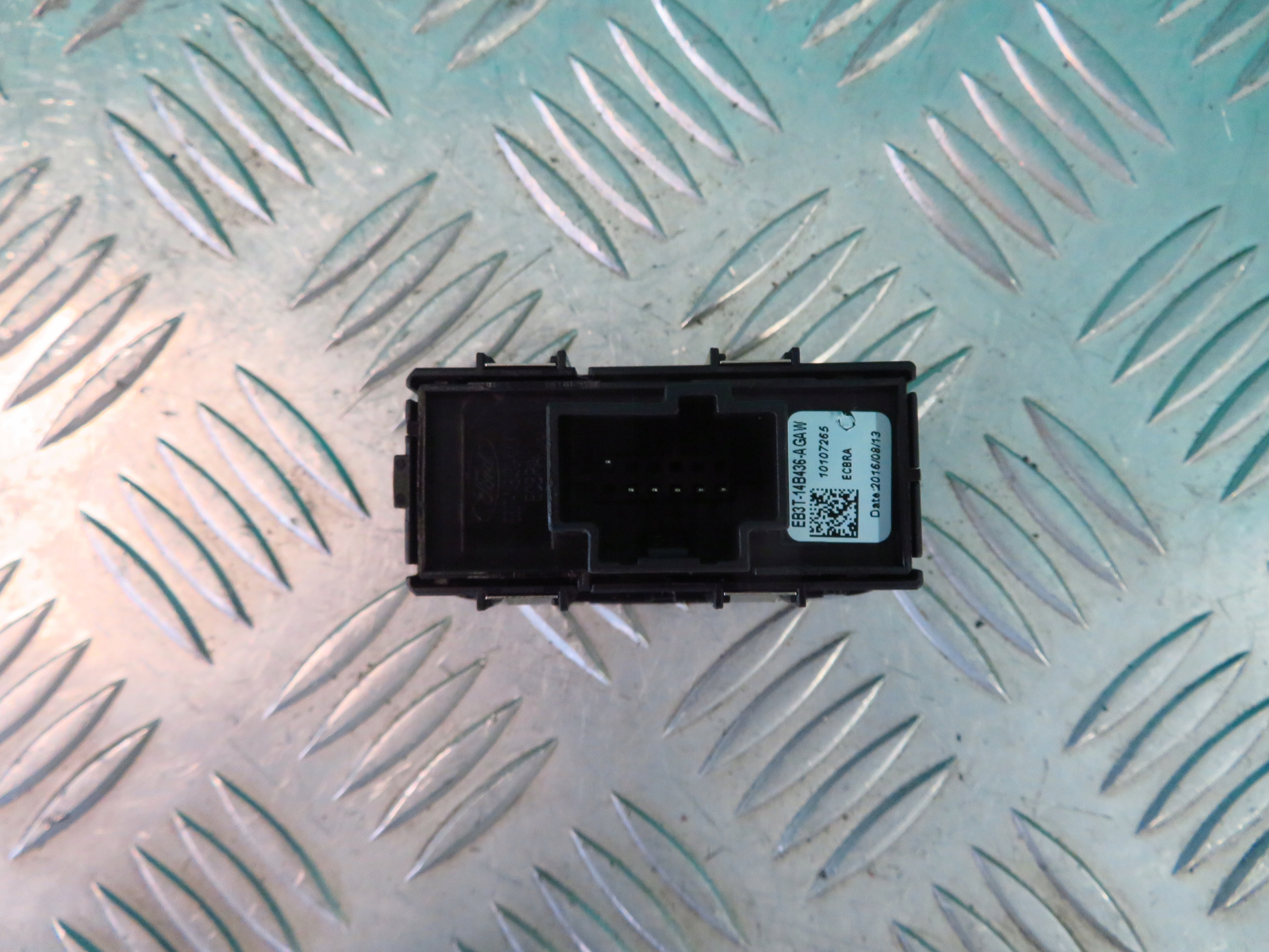 switch ESP TRAKCJI ZJAZDU FORD RANGER IV 17R