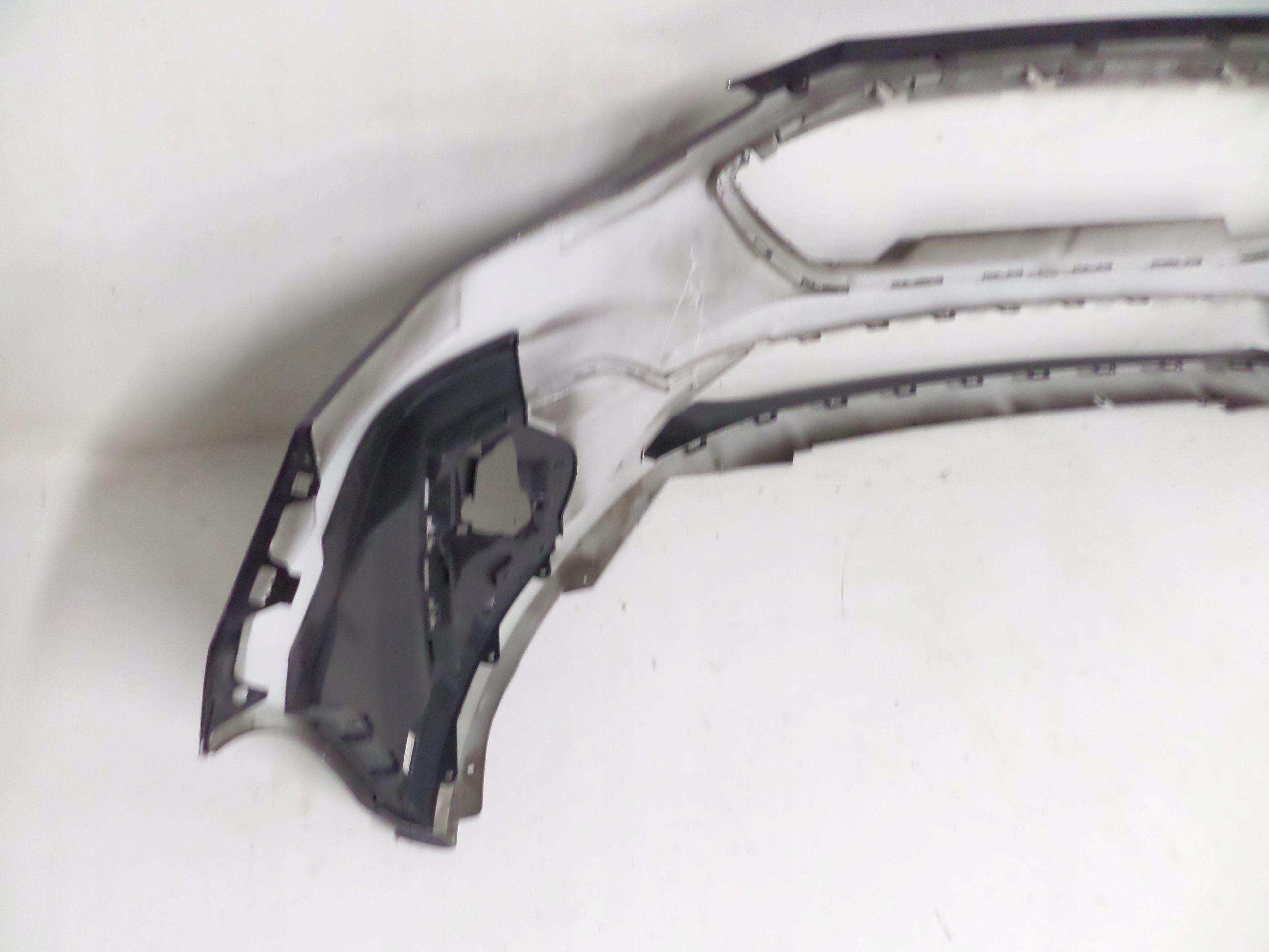 nárazník predný predok FORD FOCUS MK4 18- ST