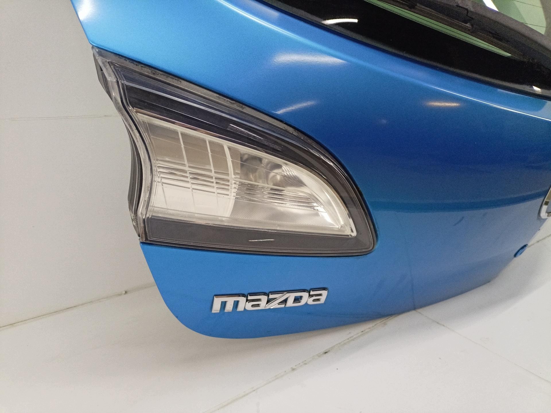 rear trunk door boot Mazda 3 2 BL 2010
