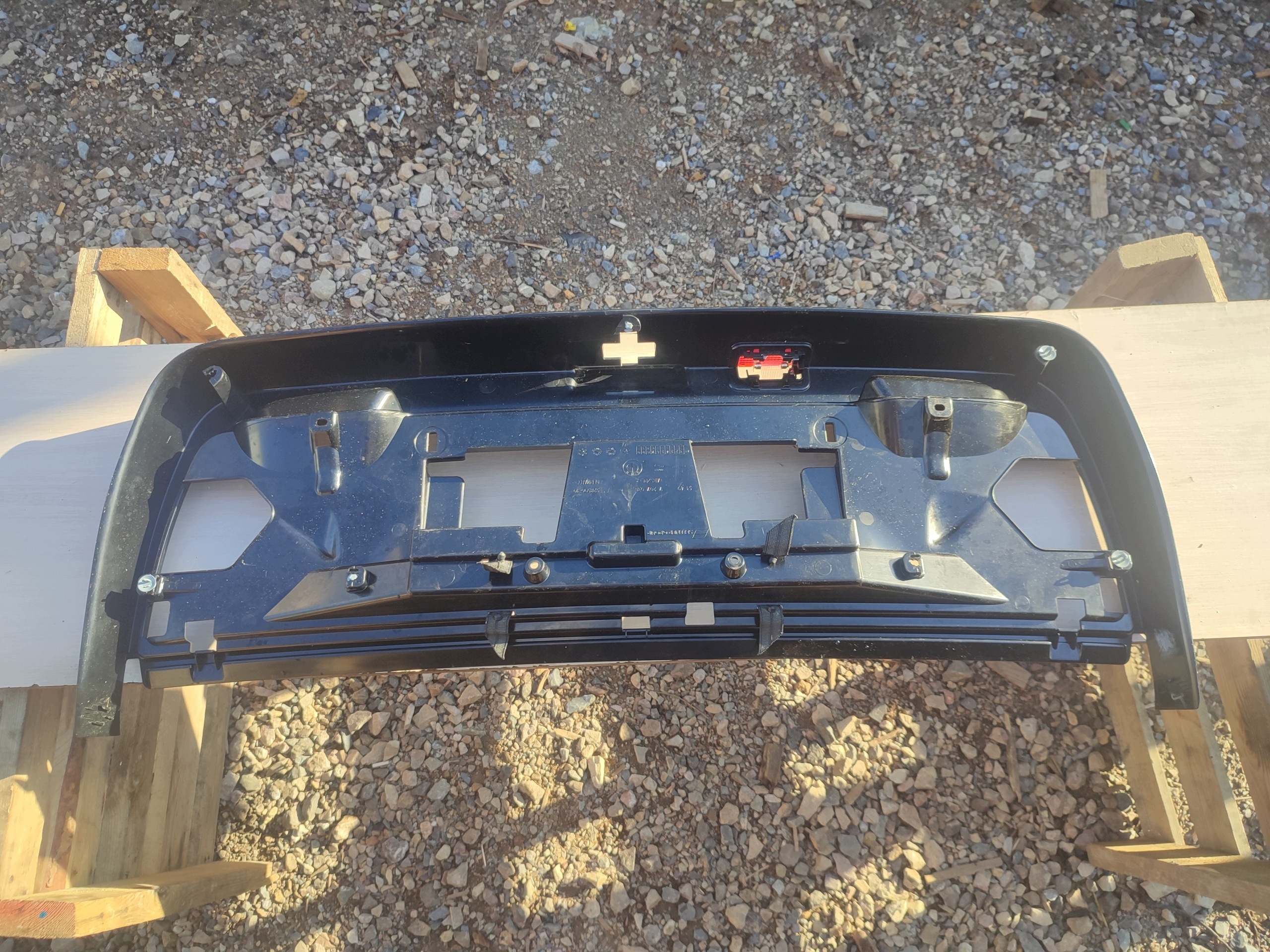 BMW 5 F11 upholstery bonnet boot 7207038