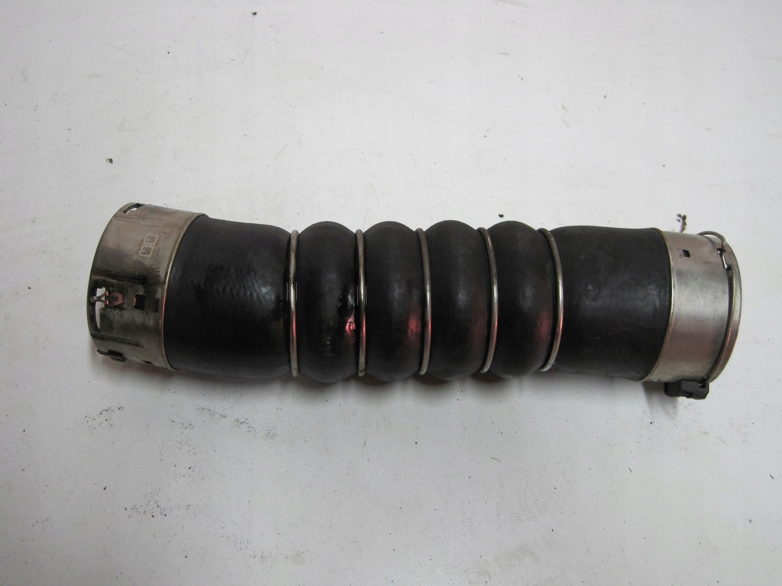 pipe BMW 8580077