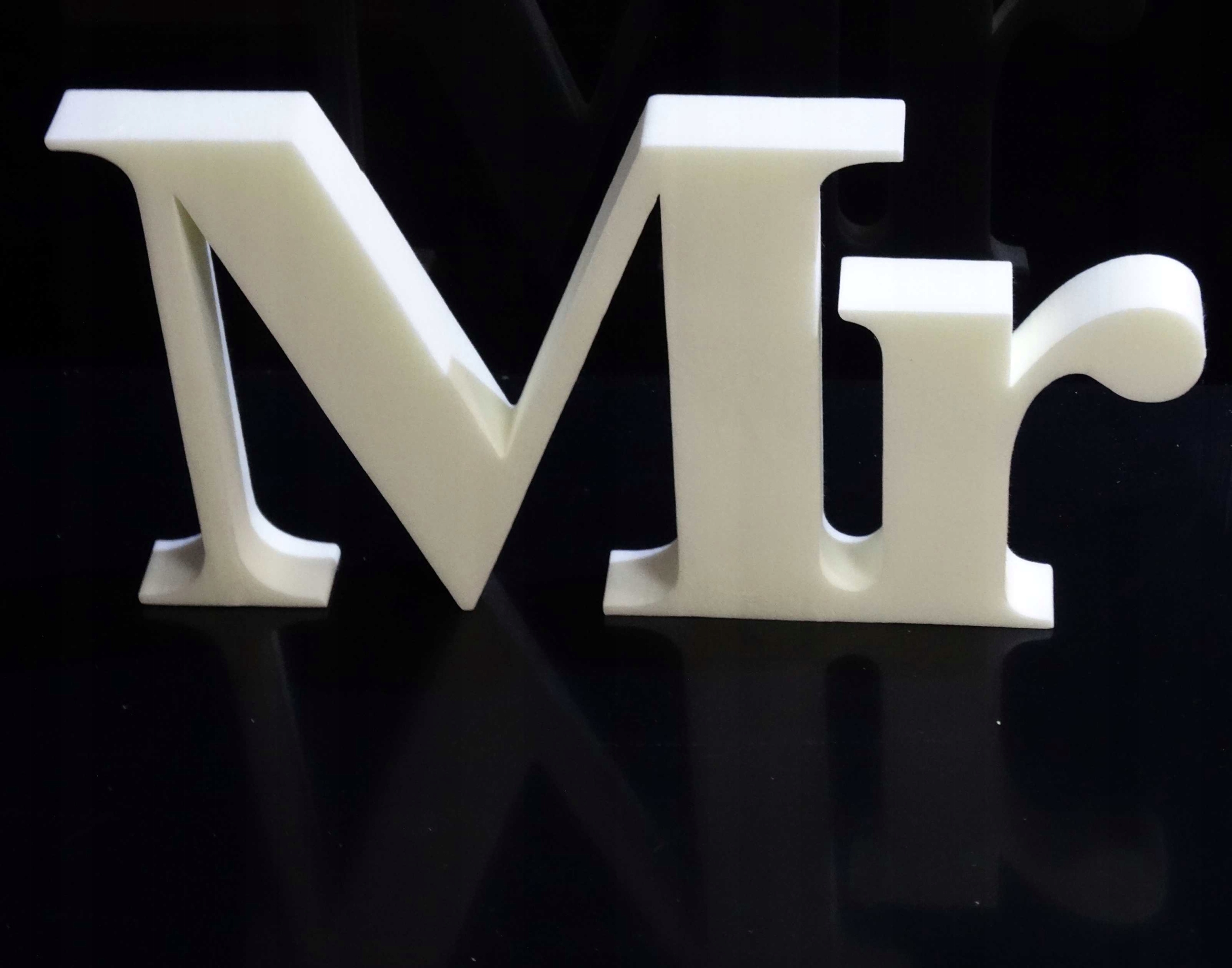 Litery i cyfry ze styroduru wys. 20 cm niemalowane Materiał styrodur