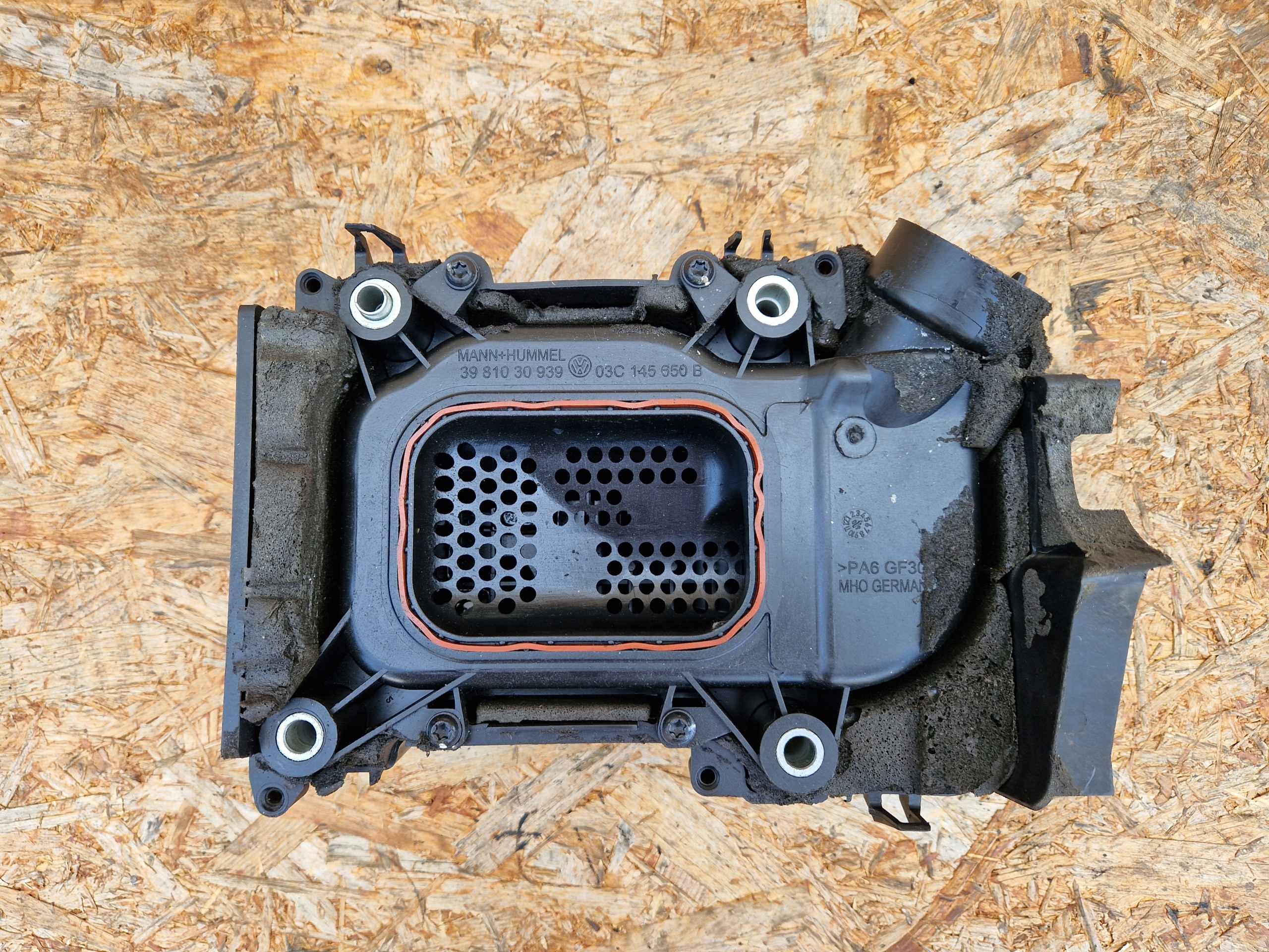 Gehäuse KOMPRESORA VW 1.4TSI 04C145650B