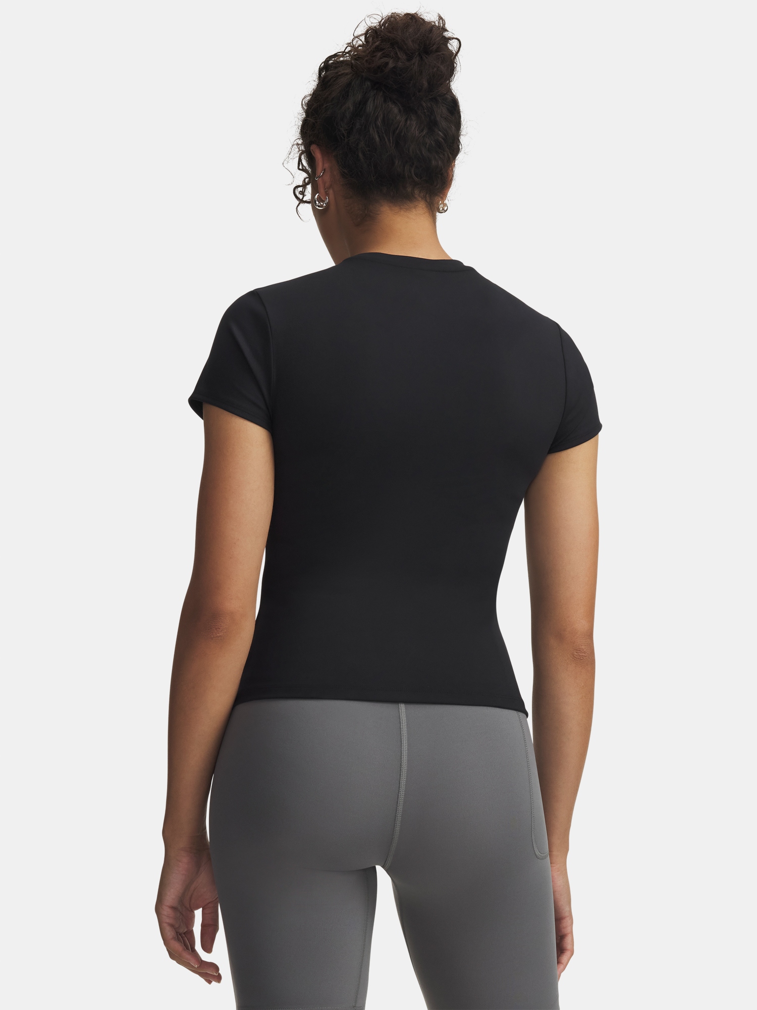 Under Armour Dámské tričko Under Armour Motion Fitted Ss Emea