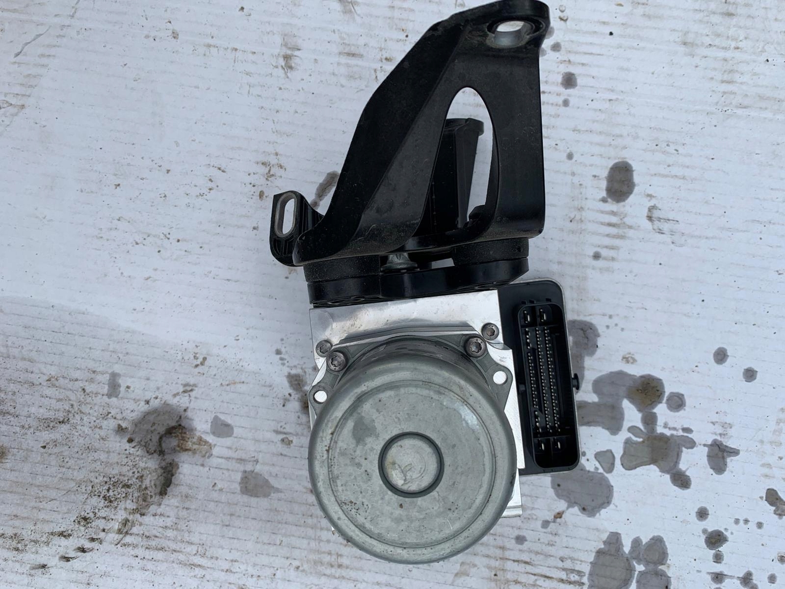 IDEALNY control unit pump ABS MERCEDES W167 RADAR 1