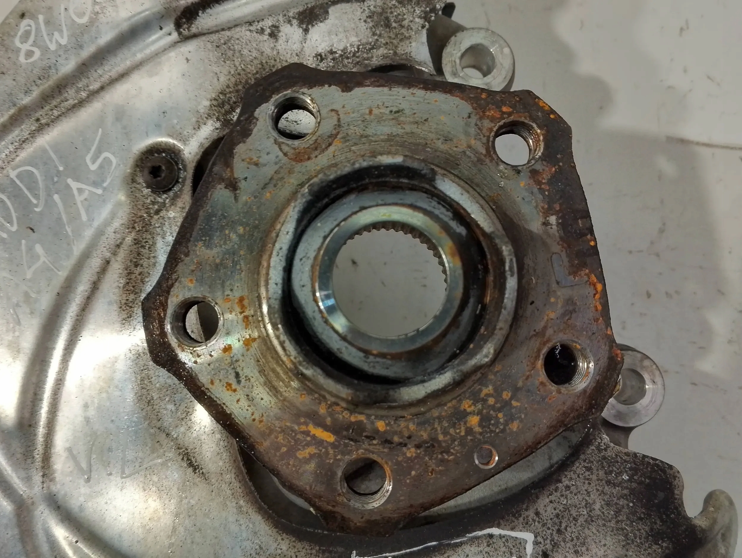 Audi A5 F5 / A4 B9 swing front left 8W0407559 (A224)
