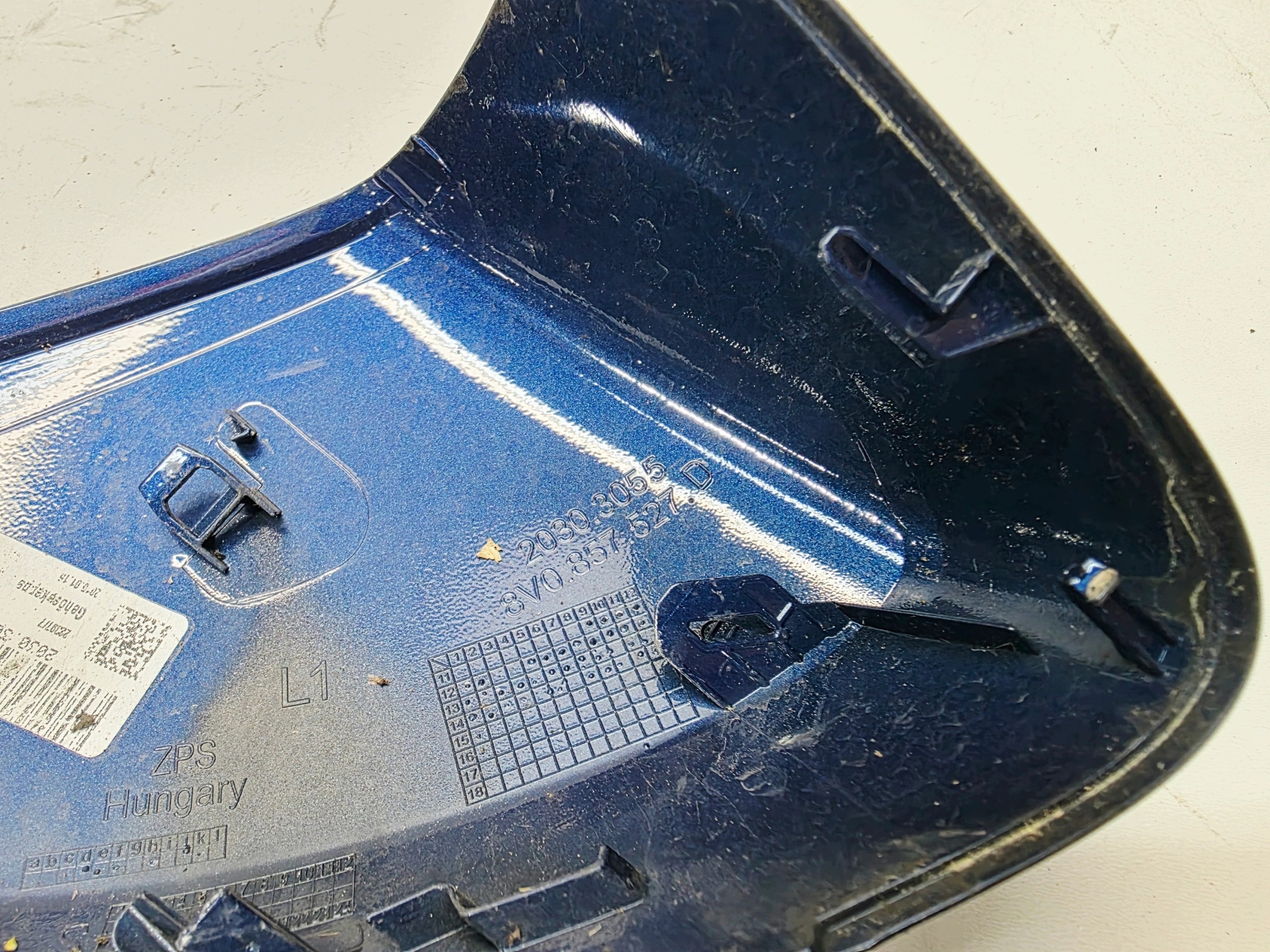 cover mirrors left AUDI A3 8V 8V0857527D LX5Q