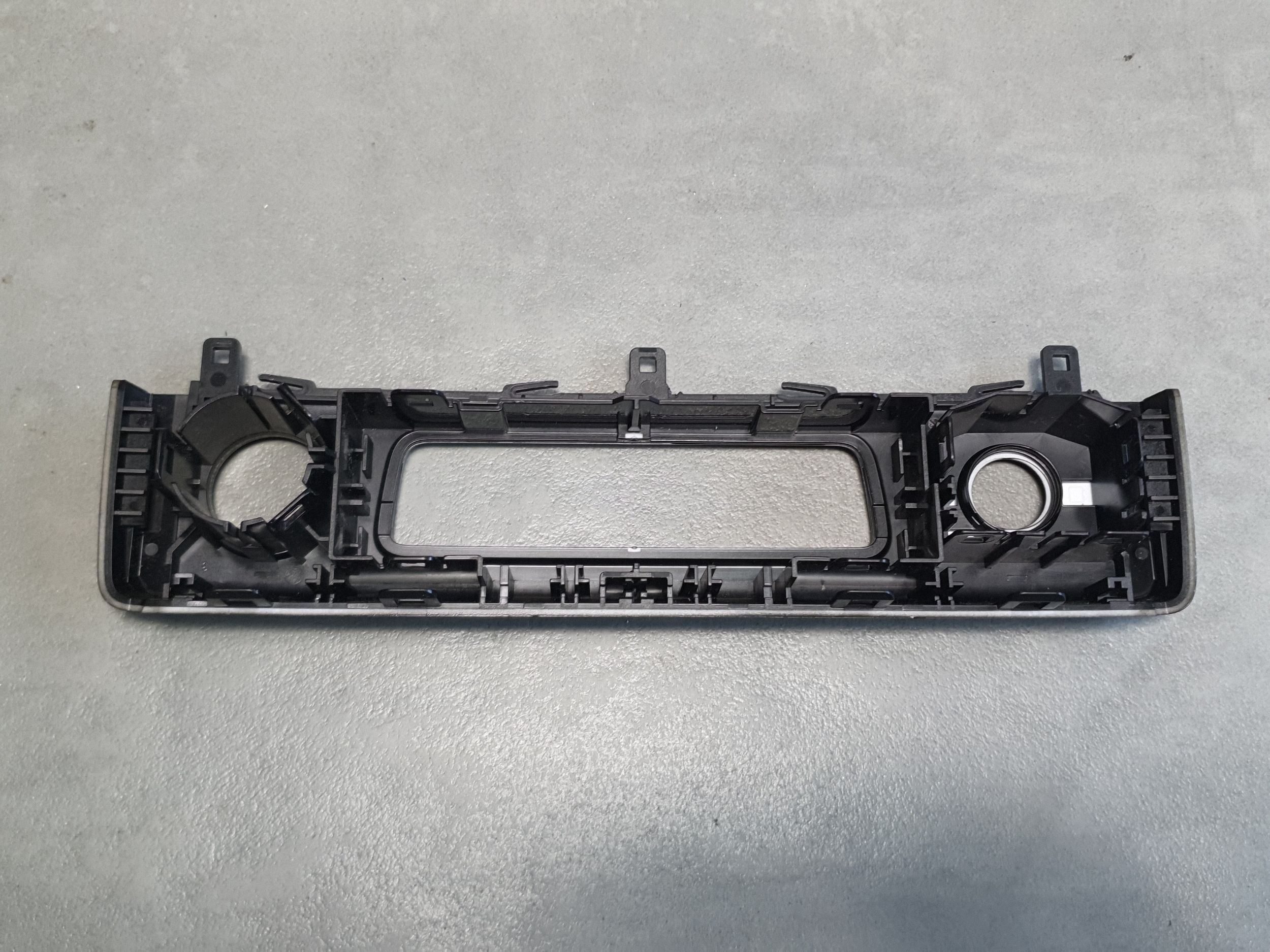 Audi SQ6 e-tron couverture console moyen 85E863263