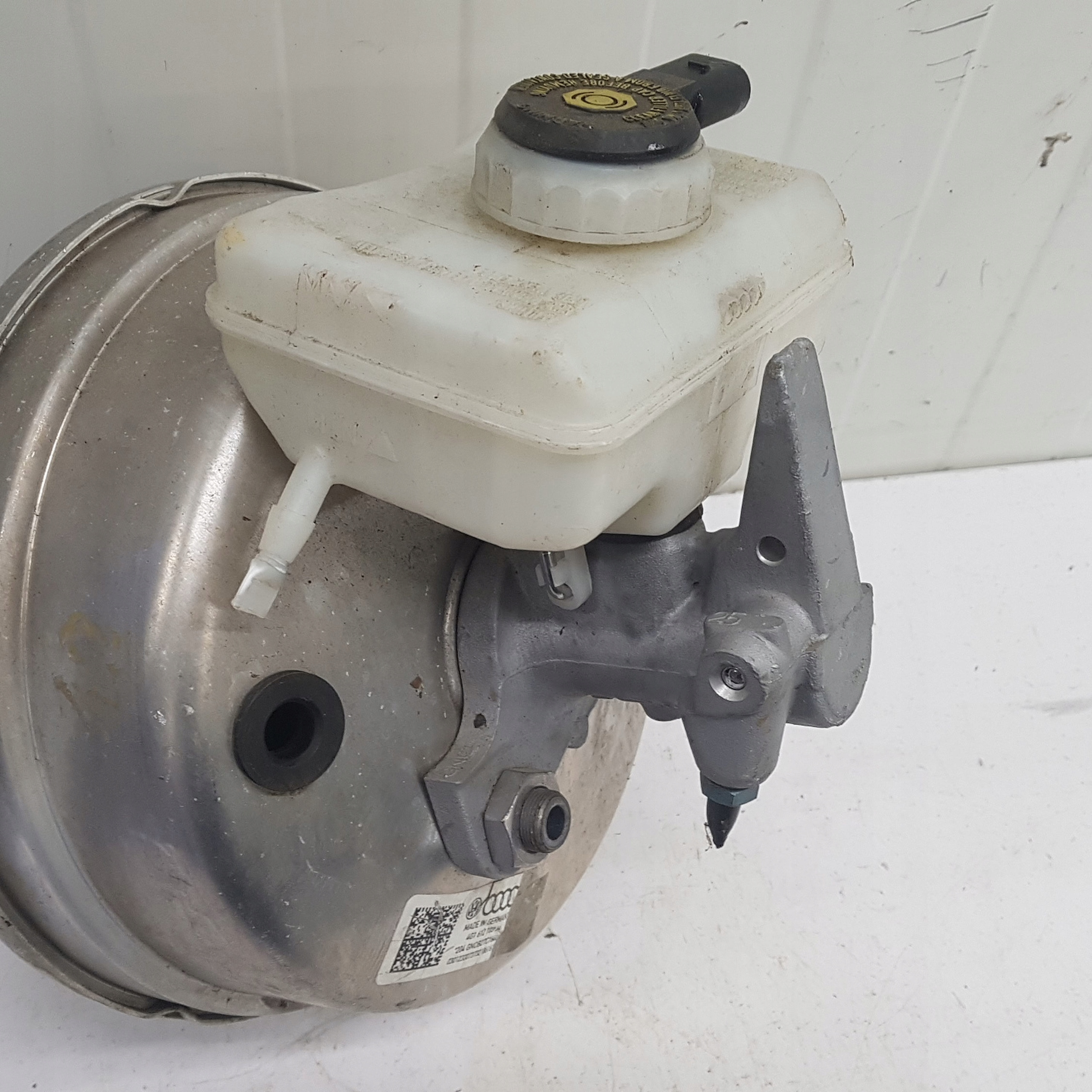 Servofreno servo AUDI A6-C7 4G1612103H
