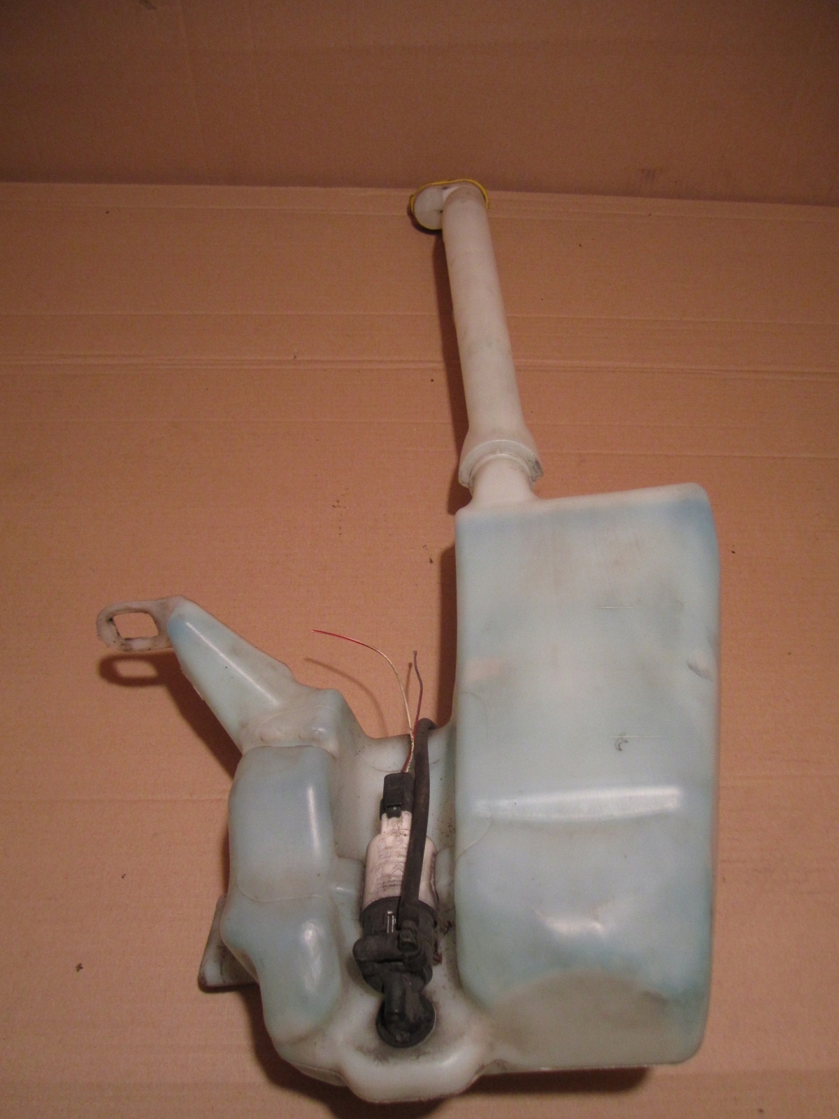 TRAFIC VIVARO PRIMASTAR БАЧОК ОМИВАЧА