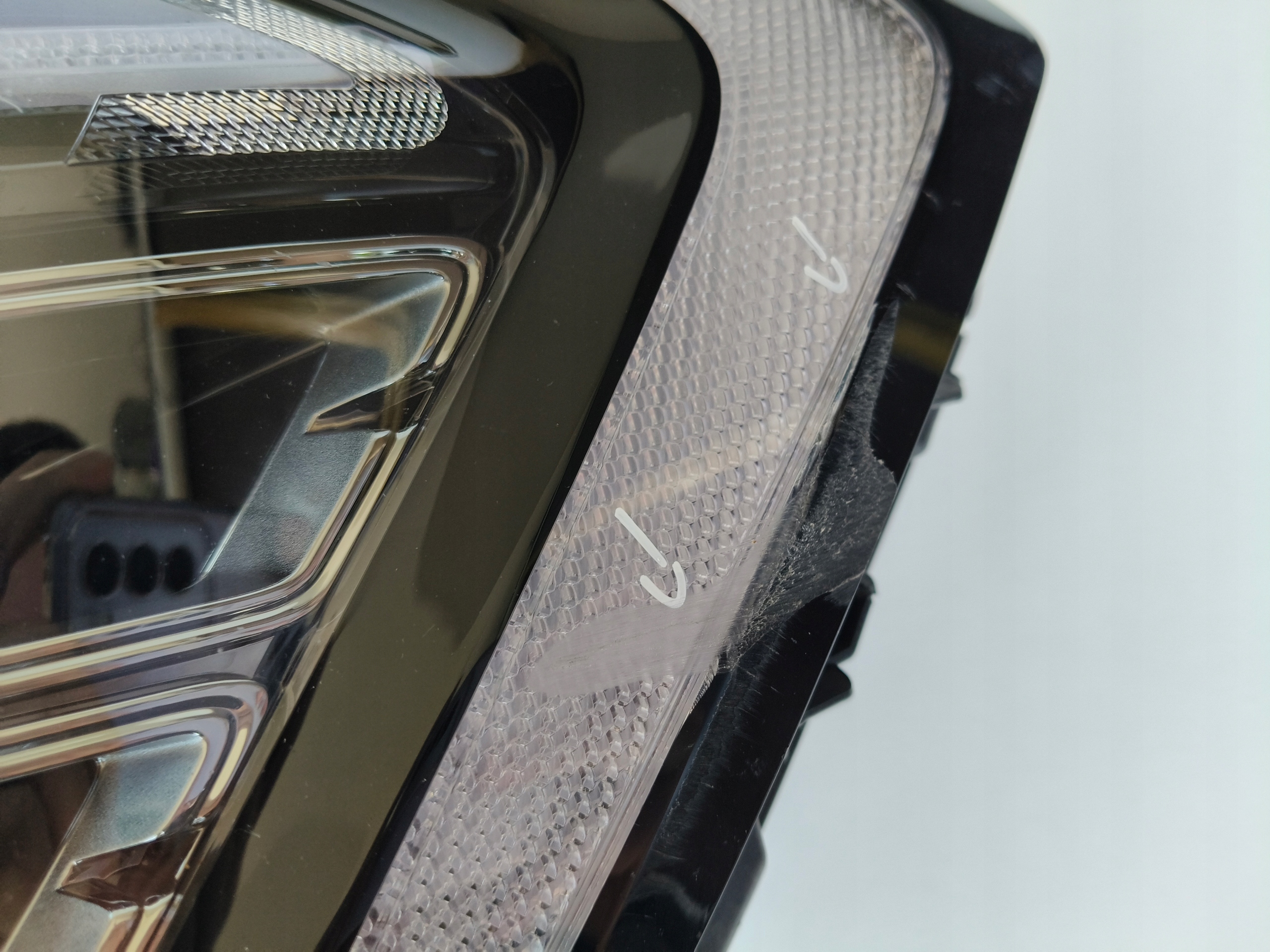 light right REFLEKTOR KIA SPORTAGE V 20- FULL LED
