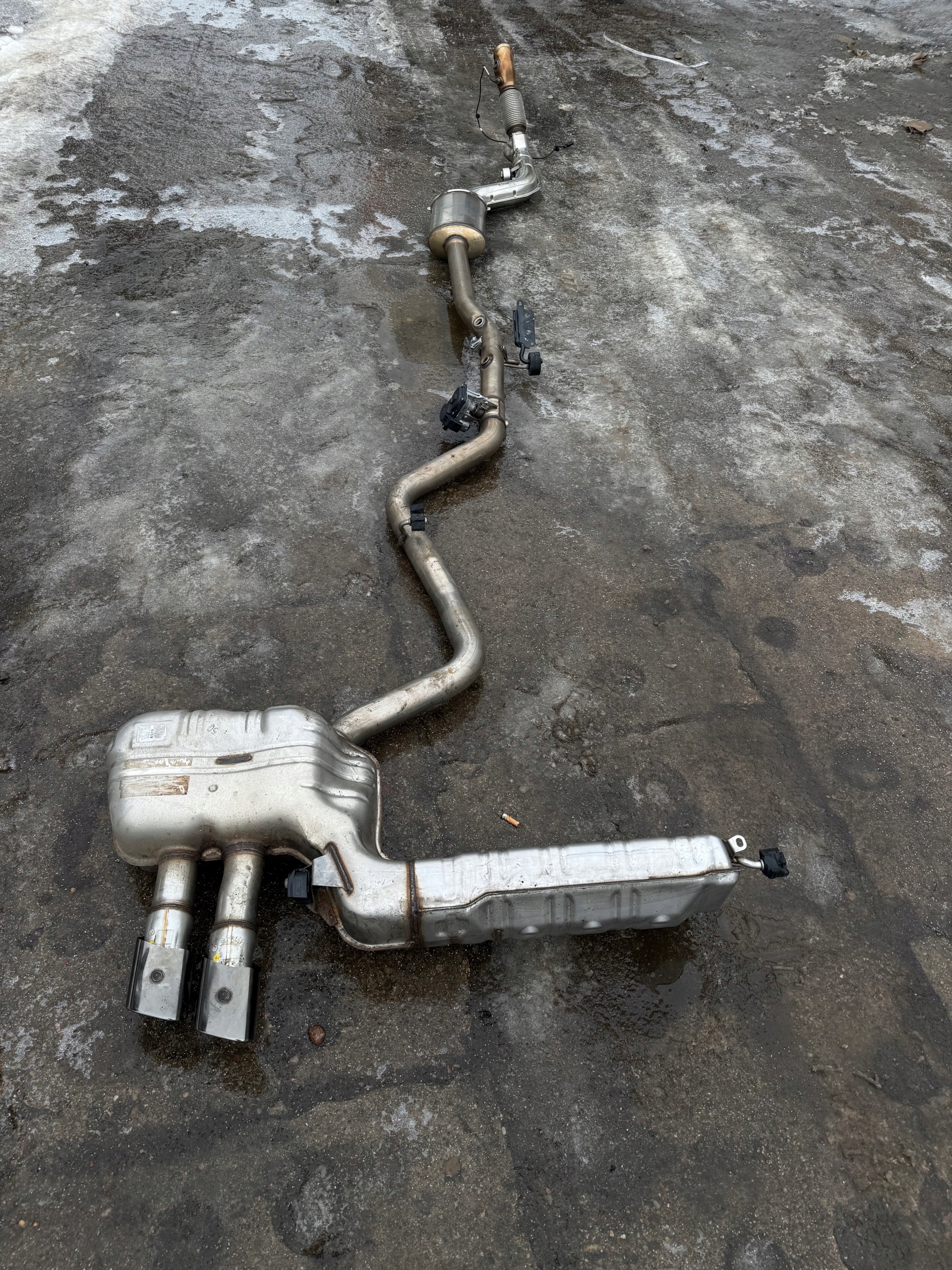 IDEALNY KPL. Échappement AUDI A5 B10 2.0d 25r Comme Neuf 1
